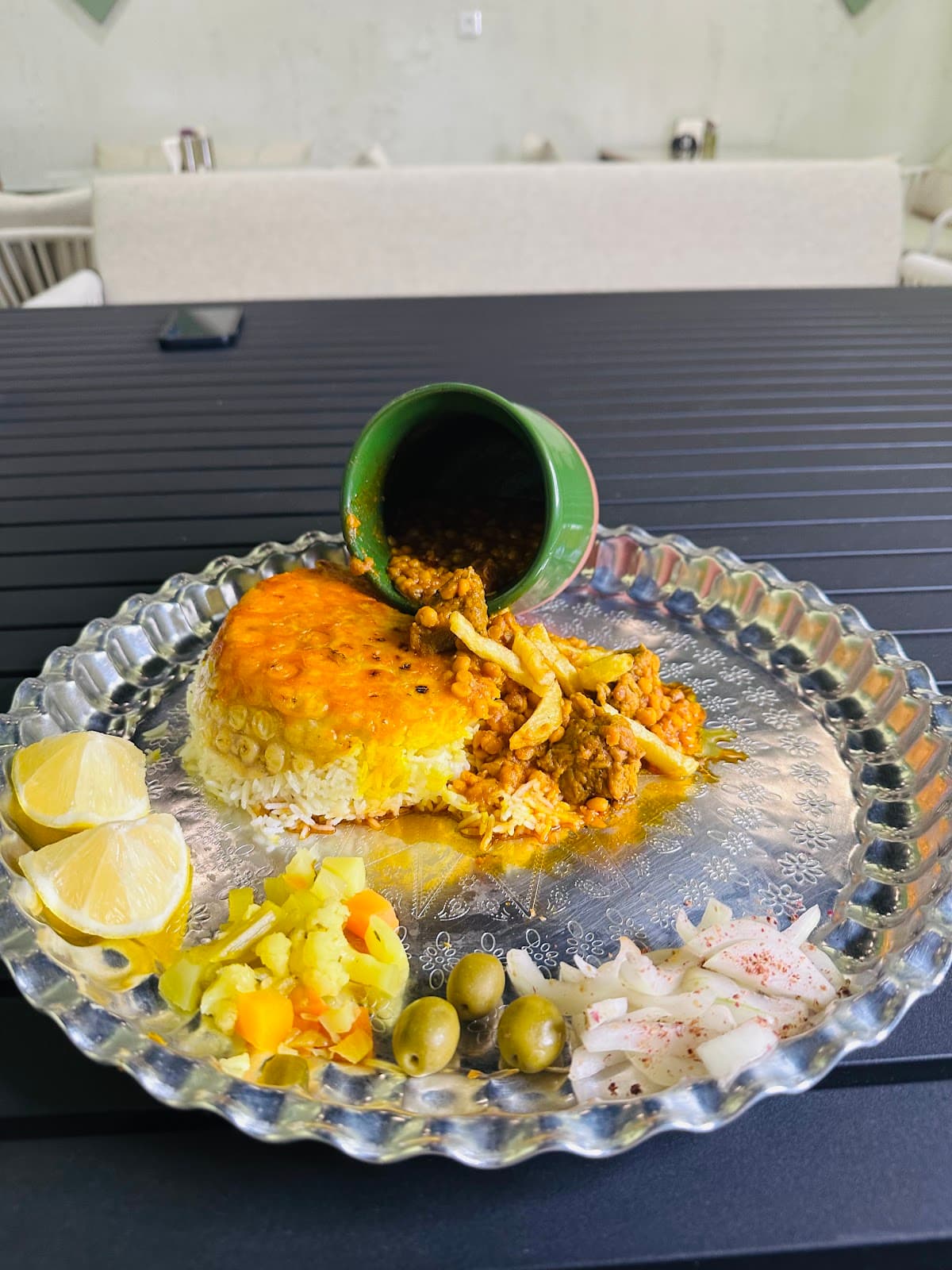 کافه رستوران مطبخ چی