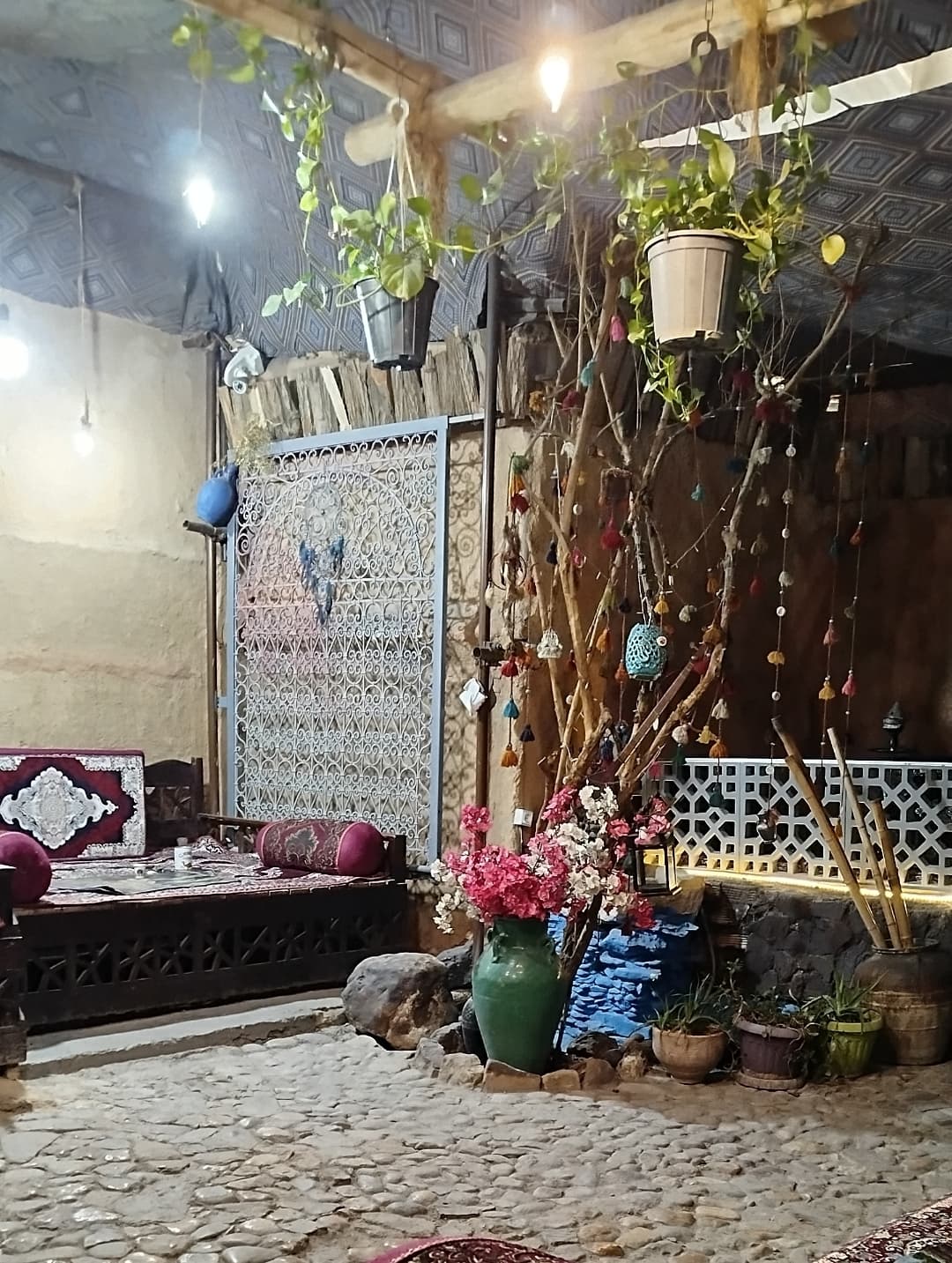 کافه ثمن 5