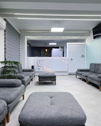 Taj dental clinic 24h درمانگاه دندانپزشکی شبانه روزی تاج