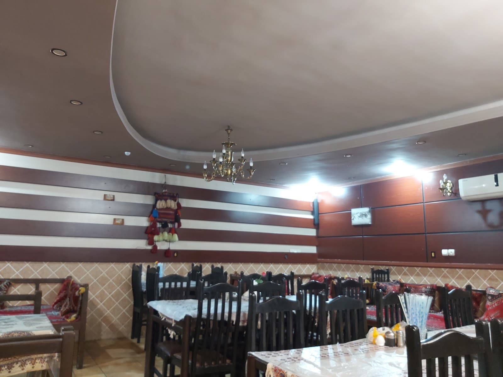 Vanak Traditional Restaurant 4