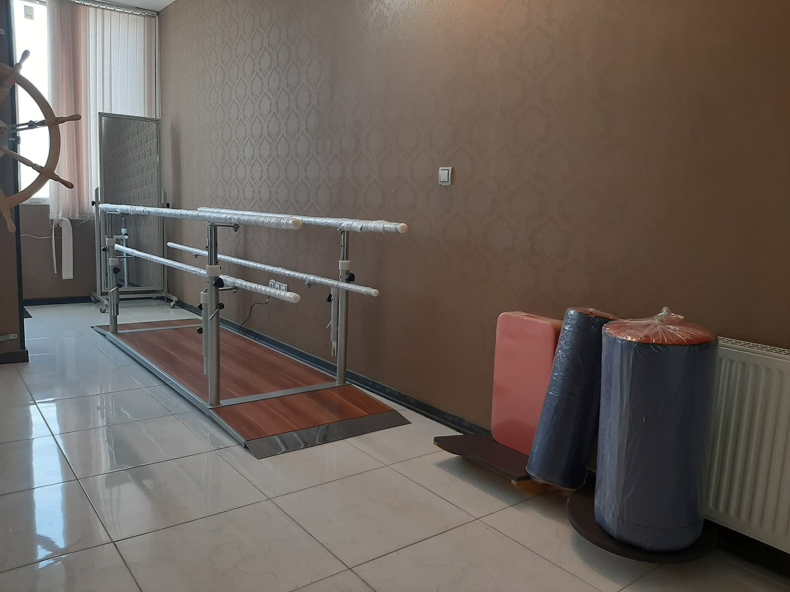 Physiotherapy Clinic relief 5