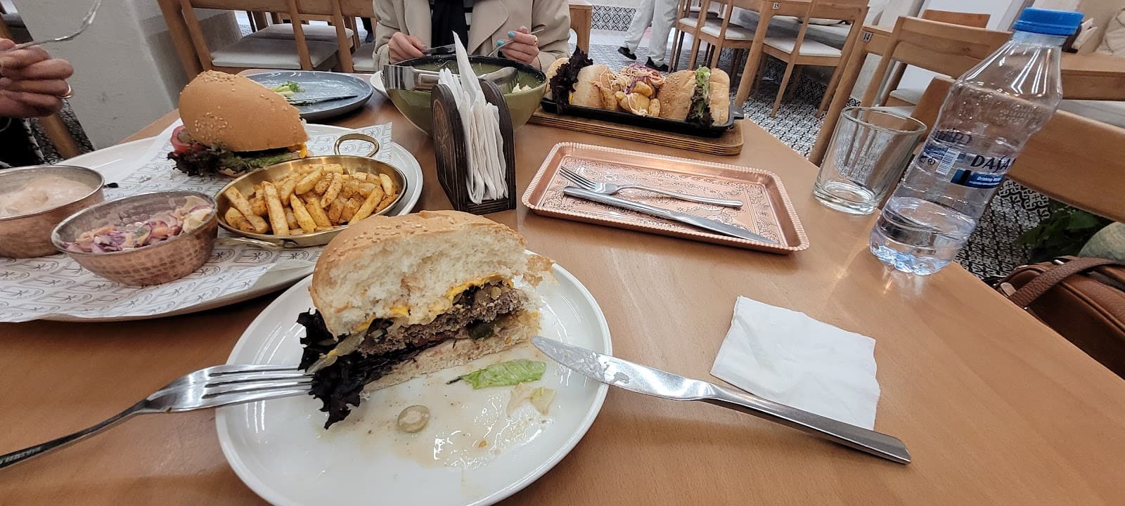 Norans Cafe Restaurant 2