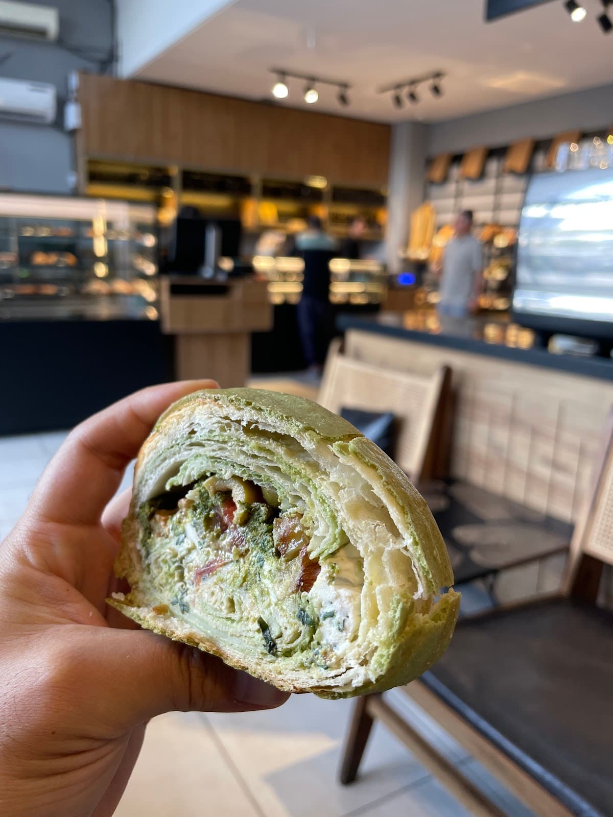 Gantoum Cafe Bakery 3