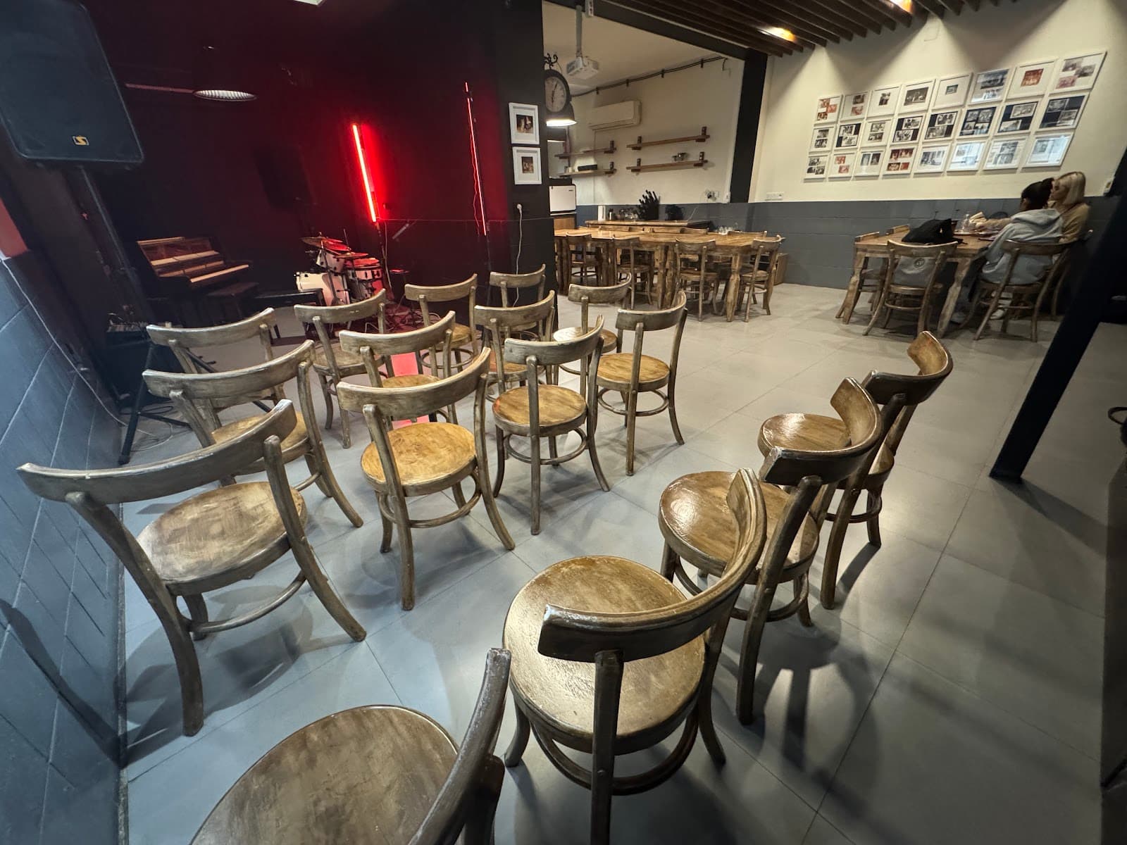 Café Theater Shiraz