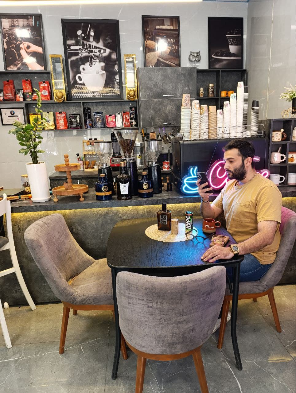 کافی شاپ وندا قهوه اسپرسو آمریکانو 3