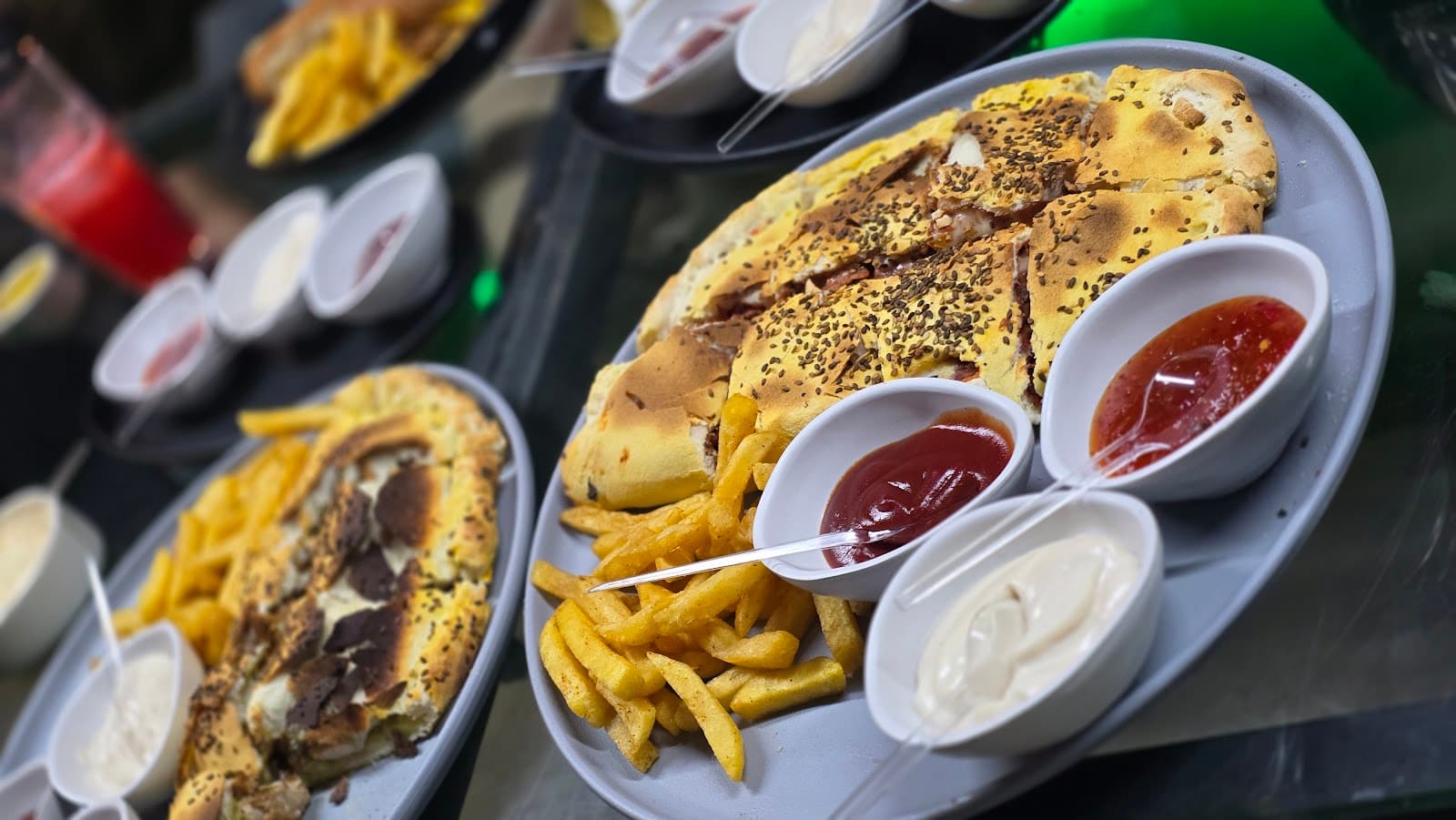 کافه ارمغان 2