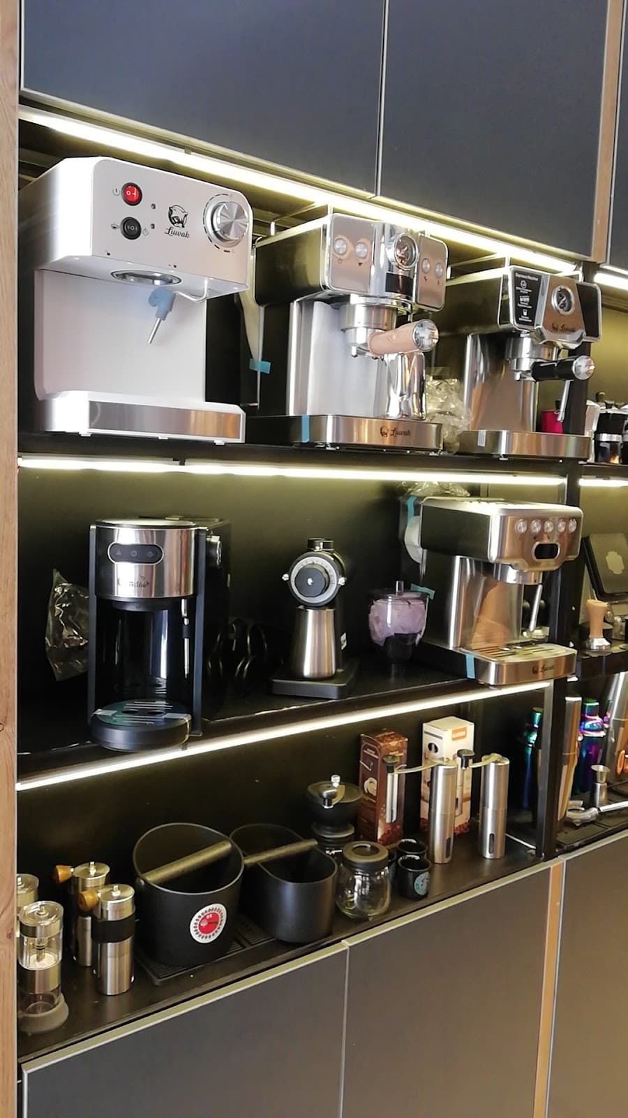 قهوه و تجهیزات آروما coffee & equipment AROMA 3
