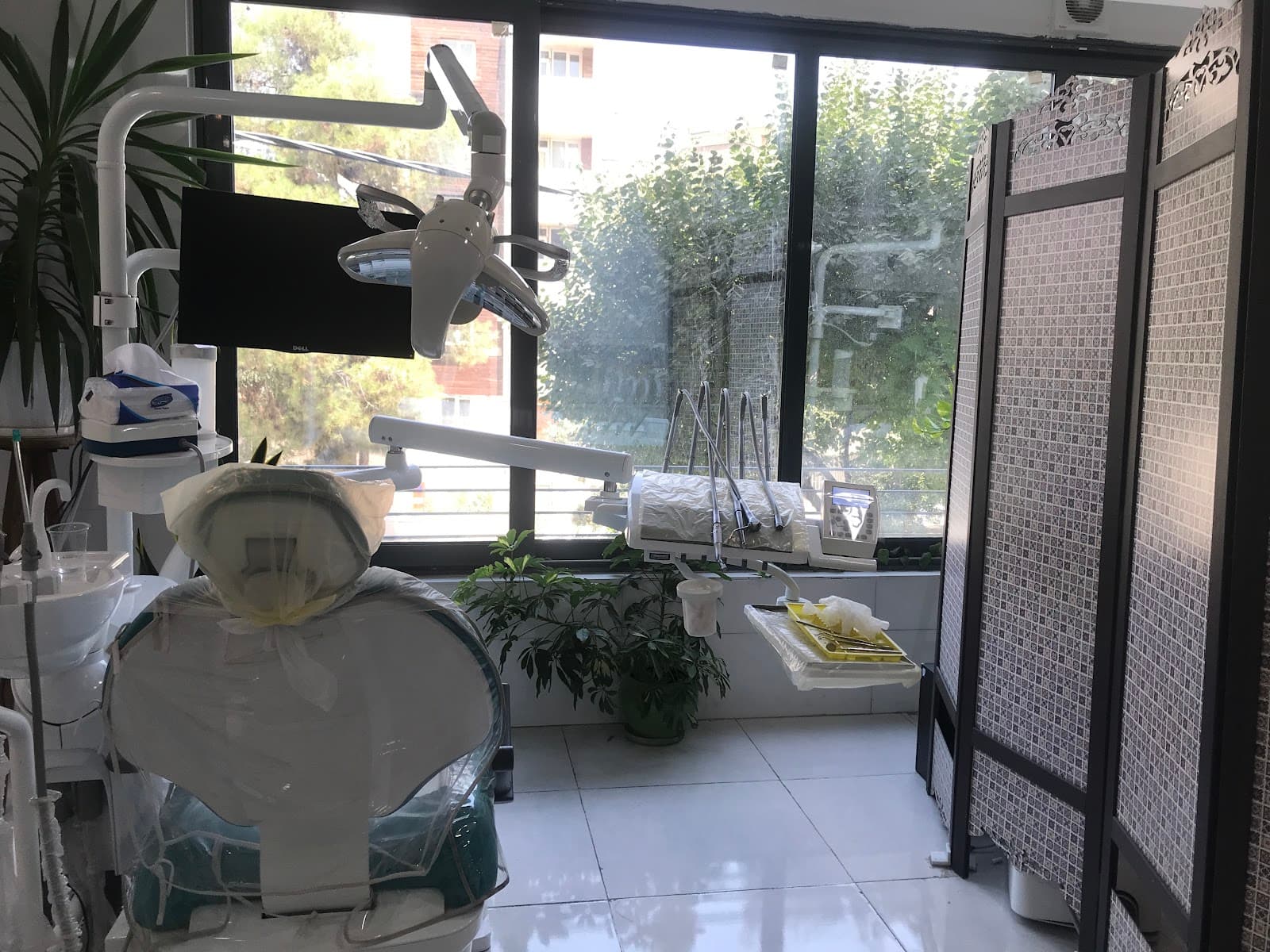 کلینیک دانپزشکی شیراز امین 4
