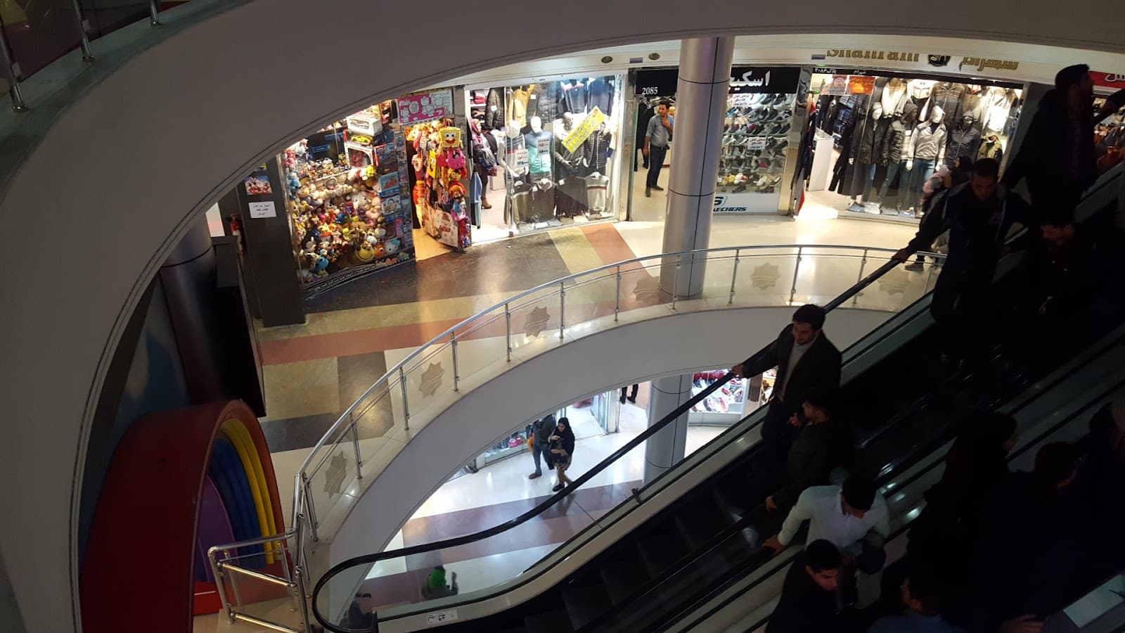 Setareh Fars Shopping Center 4