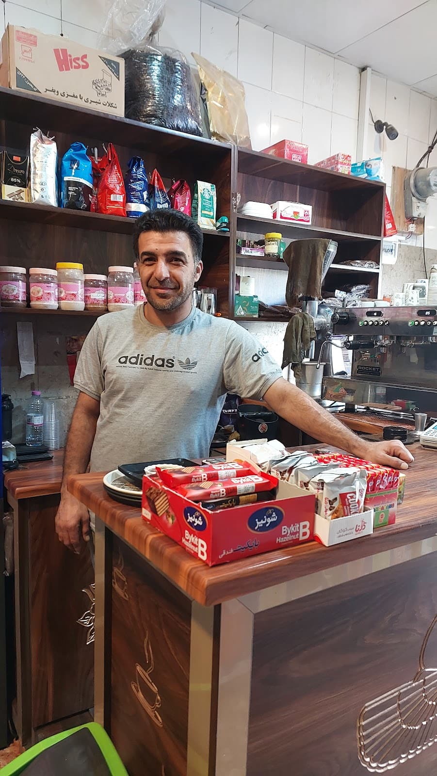 کافه ساحل 2