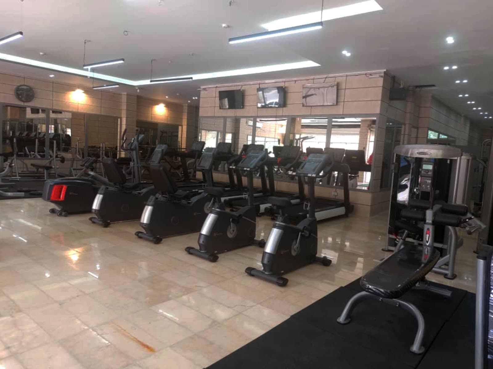 باشگاه بدنسازی مجید 3