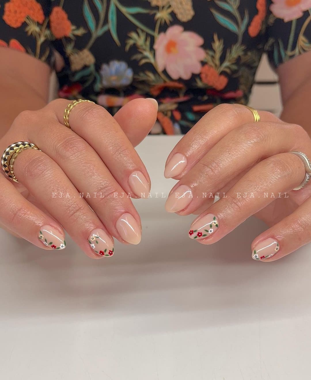 Eja nail (کاشت ناخن اِجا) 2