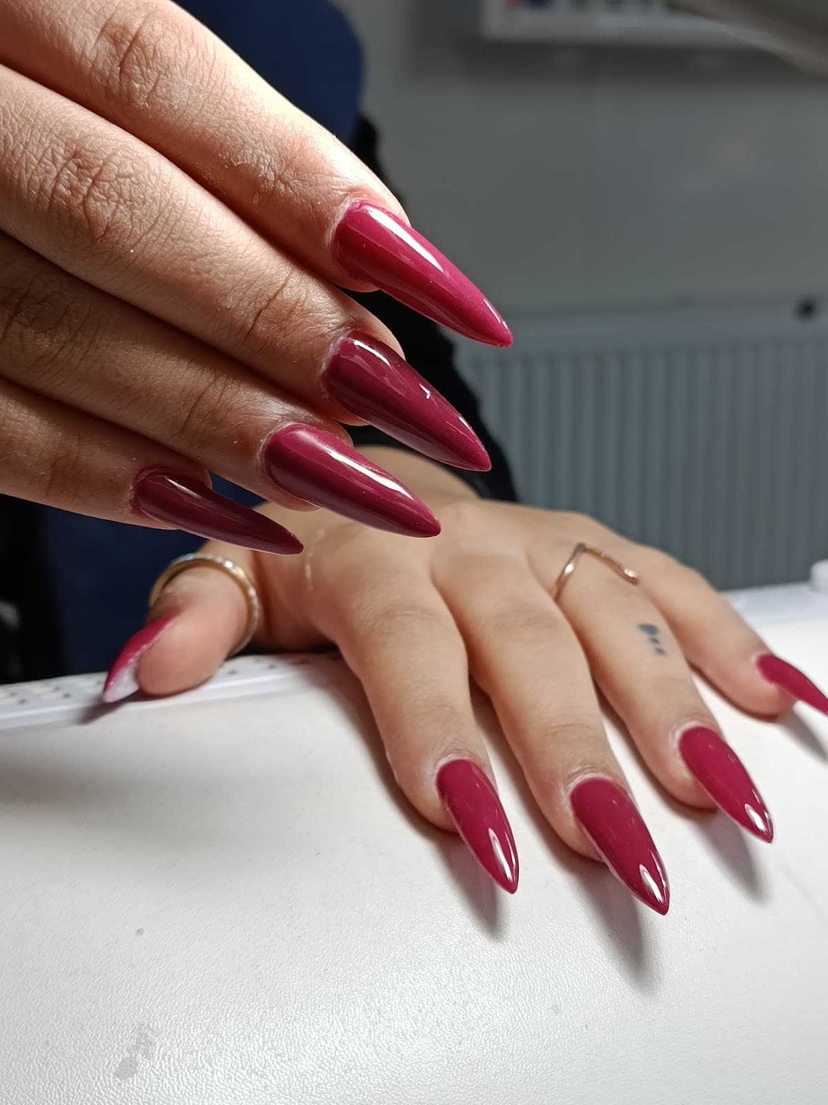 Crystal nails Atefeh Karimi