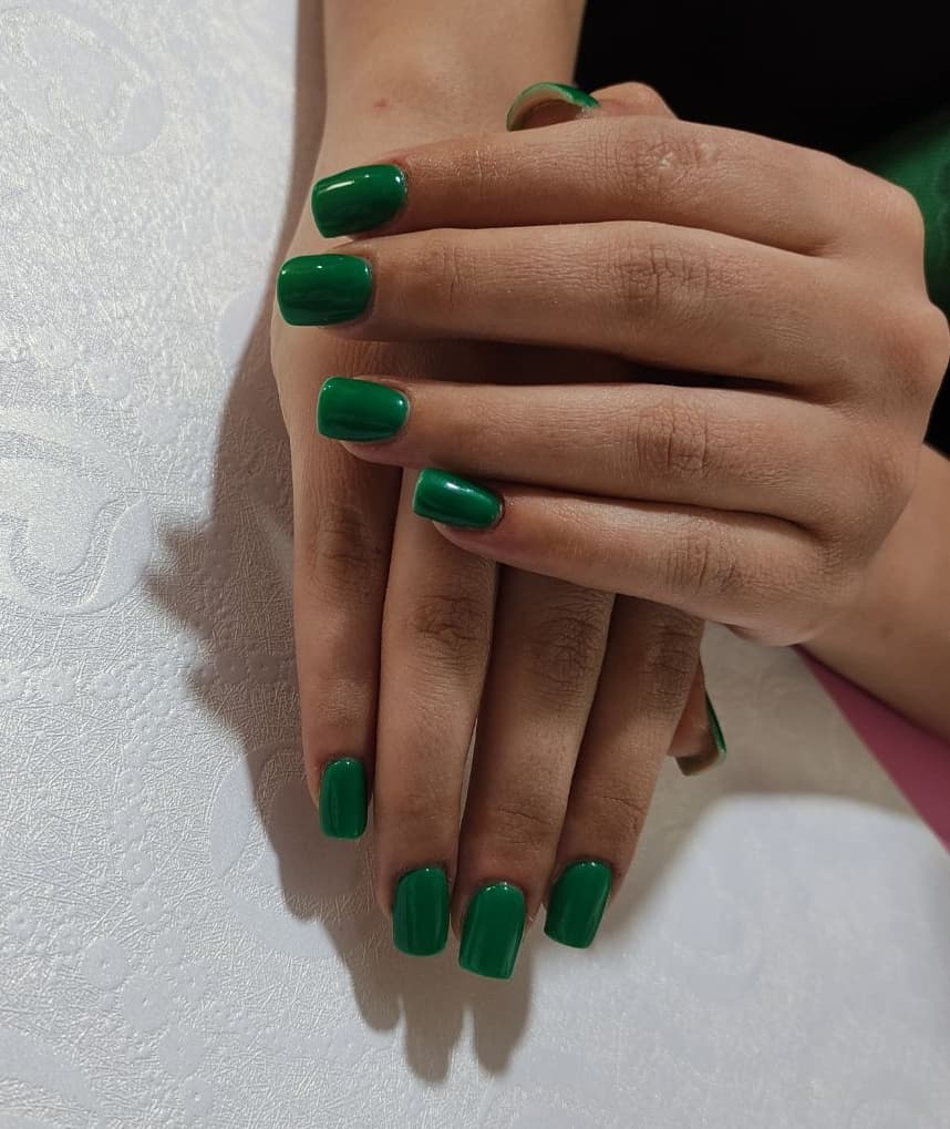 ارایشگاه گیسو کمند 4