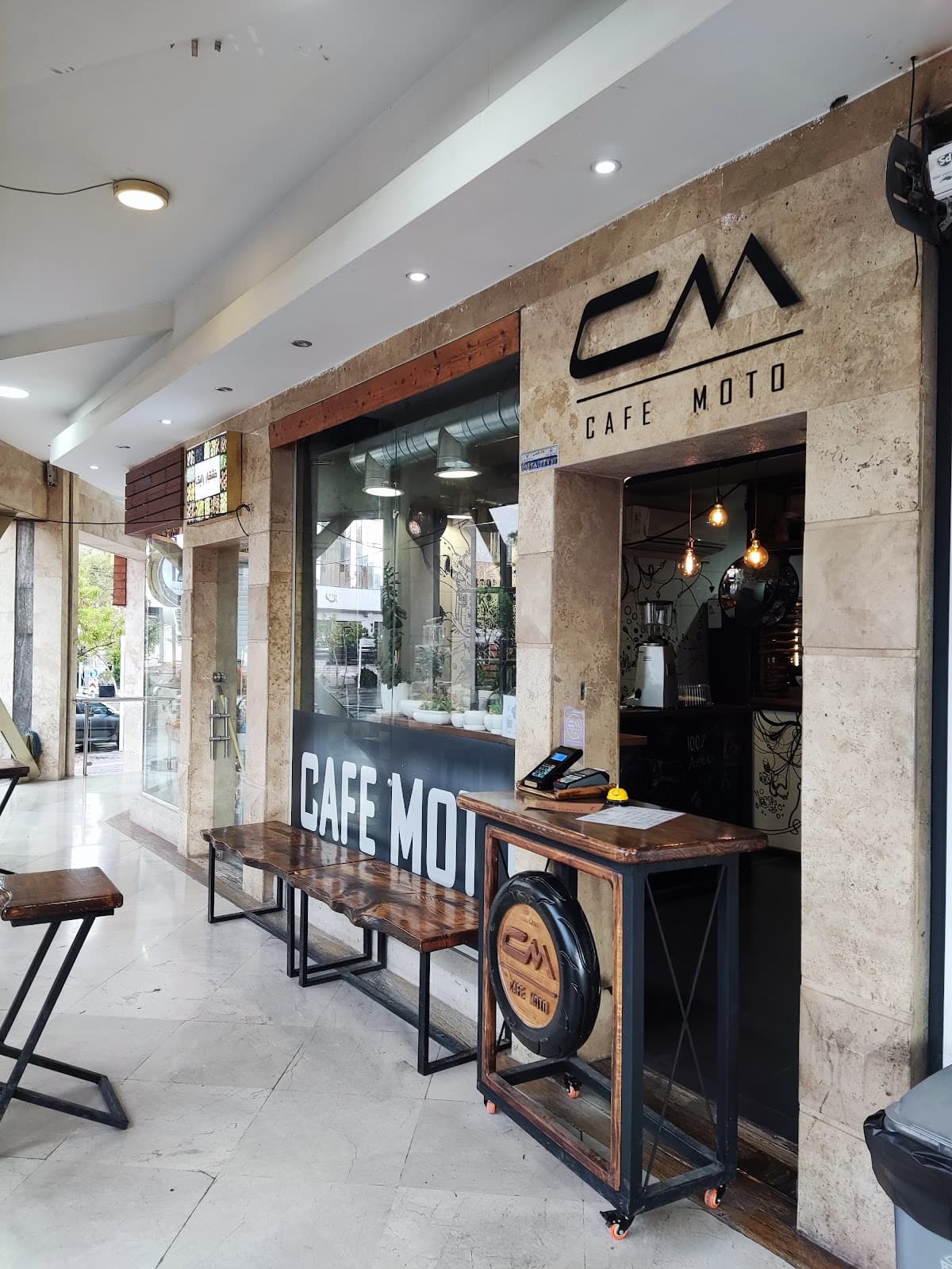 Cafe Moto