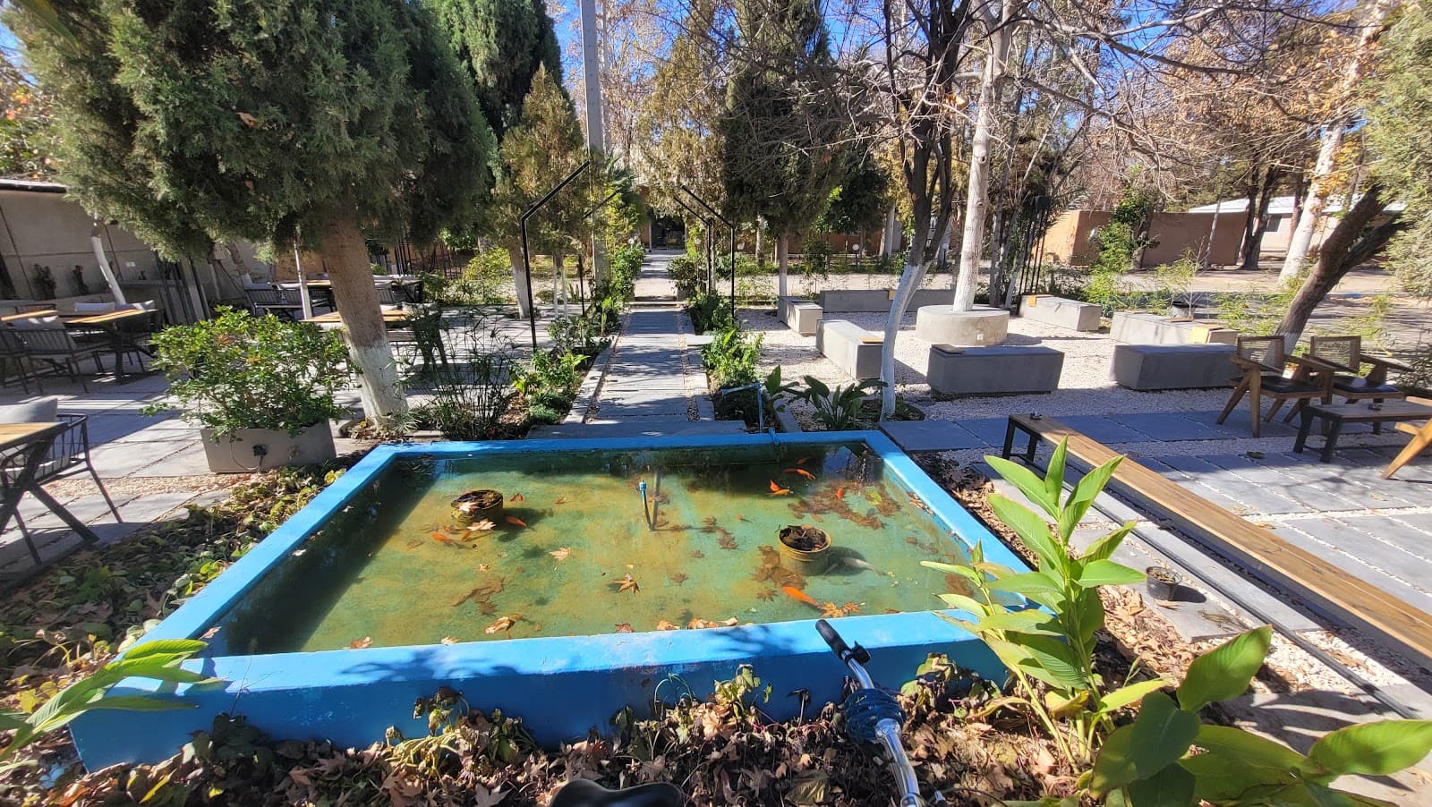 Ravi Cafe (کافه راوی) 4