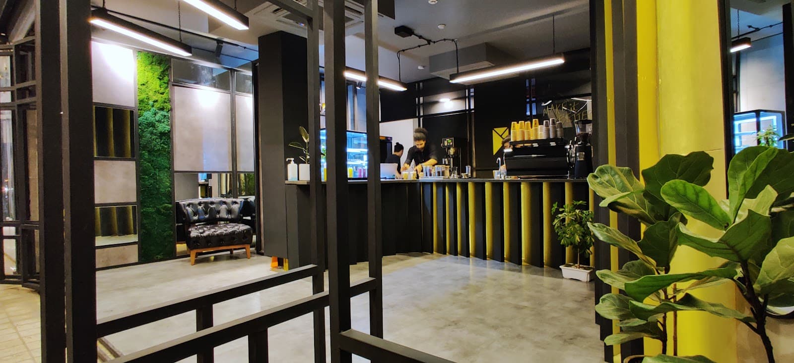 FIBO cafe 2