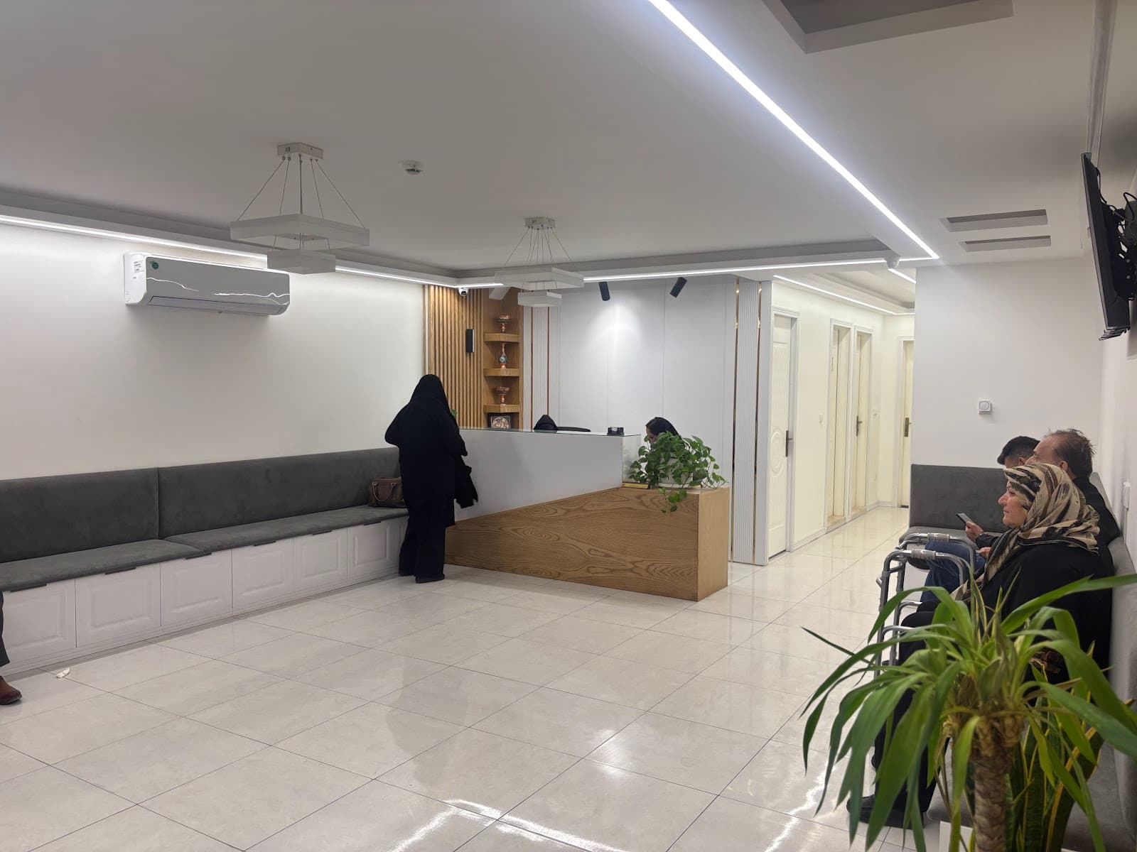 کلینیک دکتر مجید اثنی عشری 2