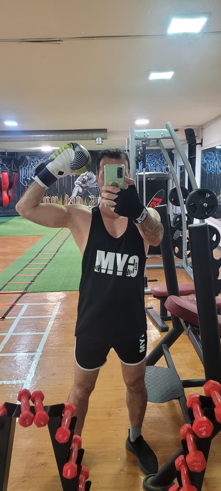 باشگاه بوکس طیبی 2