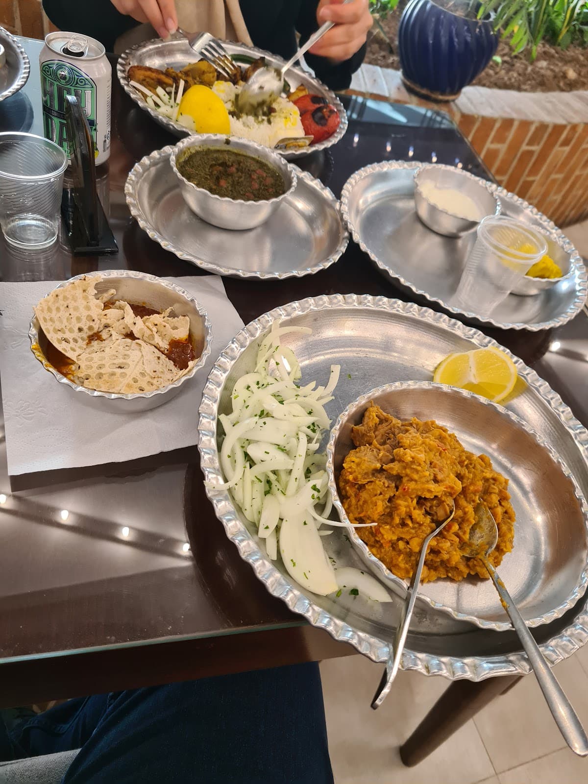 مجموعه غذایی اعیان 4
