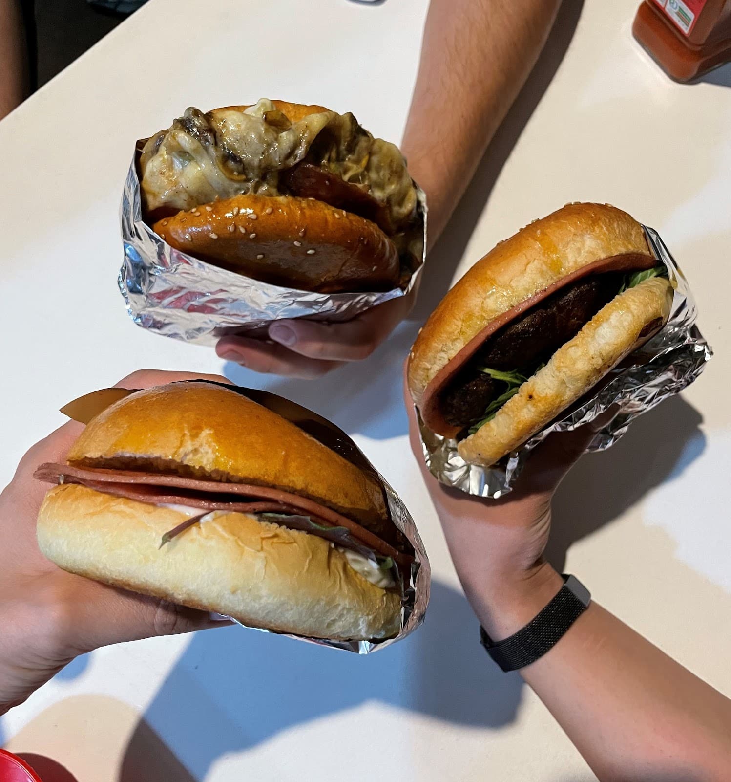 Chapari burger (چپری برگر) 2