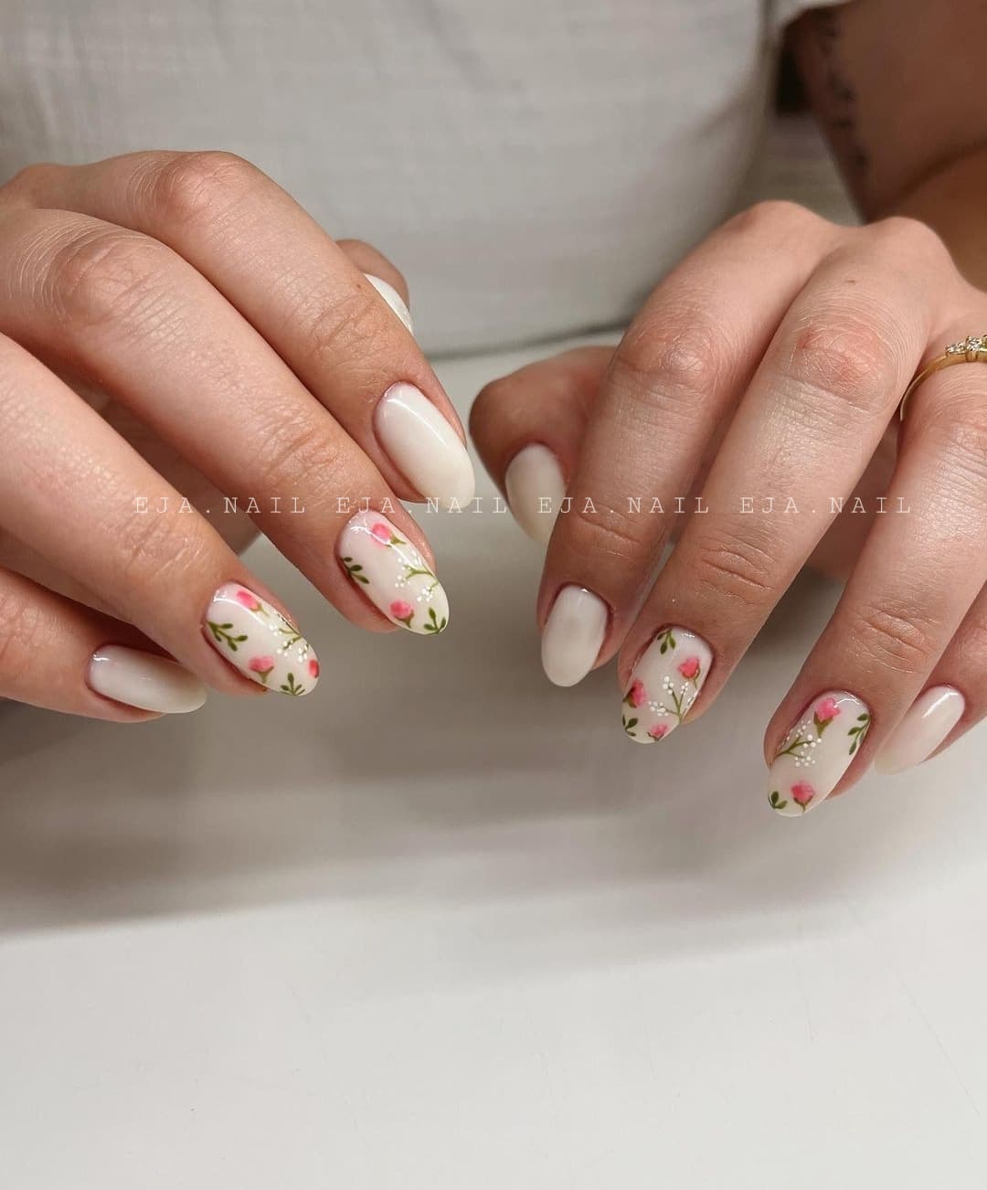 Eja nail (کاشت ناخن اِجا)