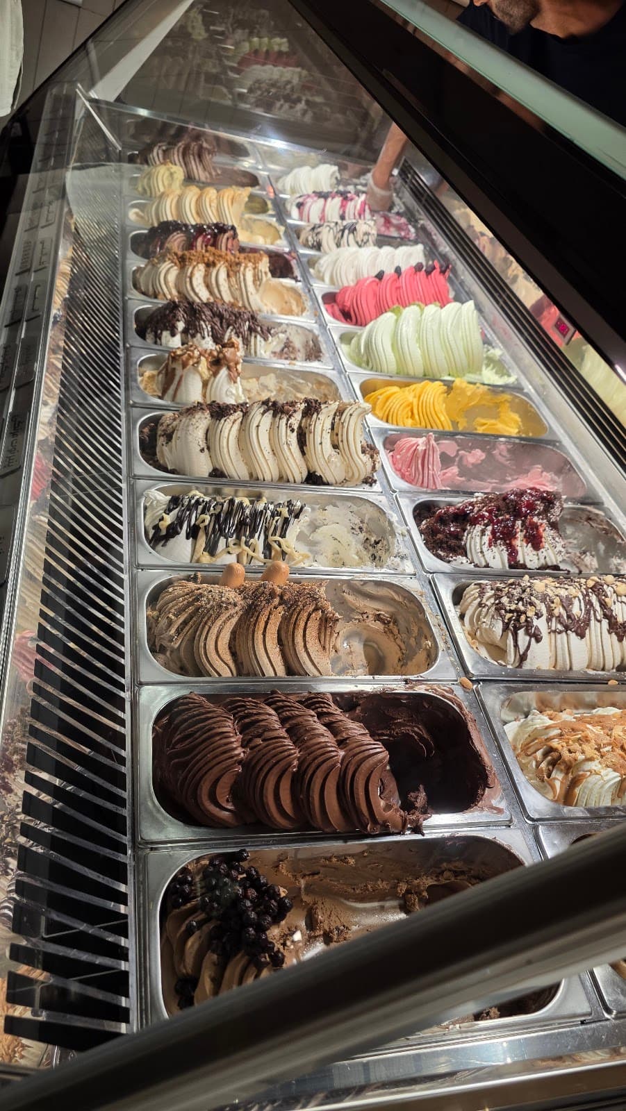 Delfico Gelateria Cafe 5