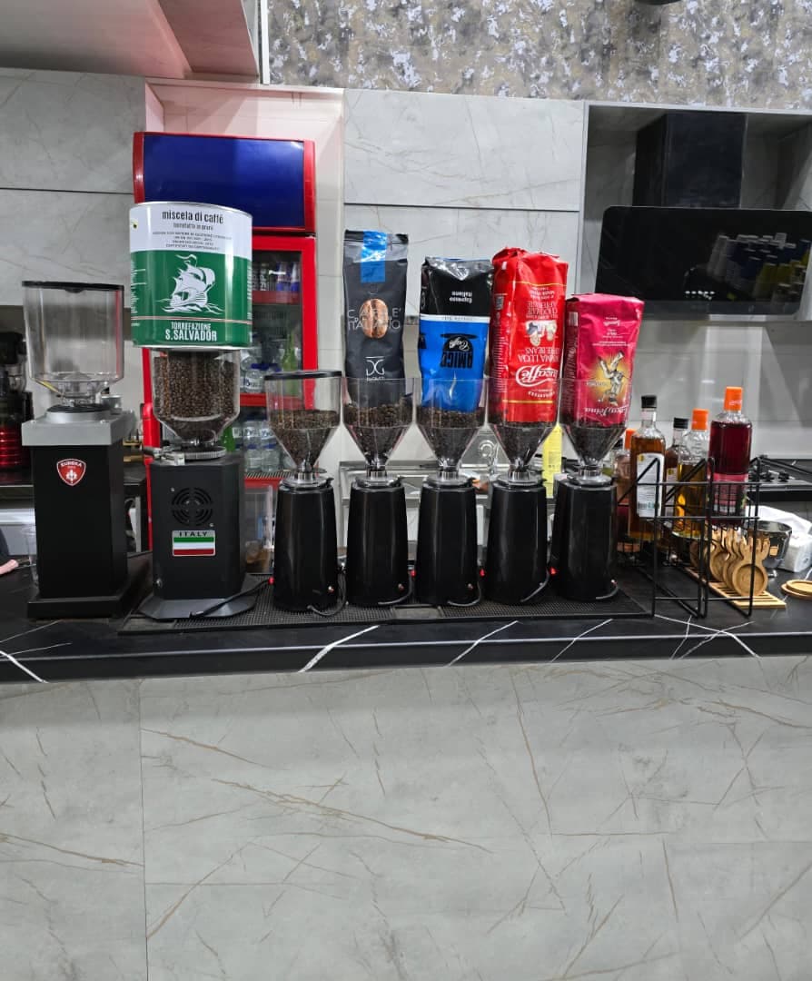 Cafe Ando - کافه آندو 4