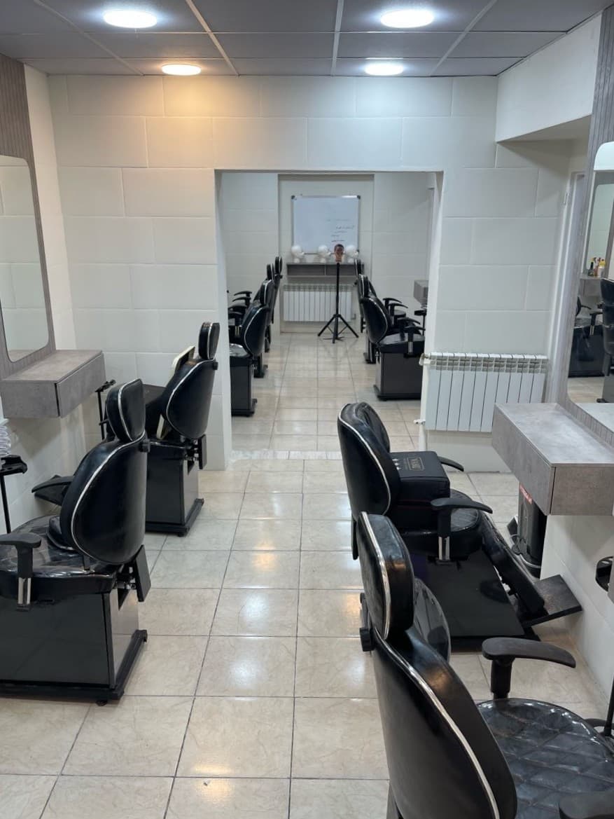 آموزشگاه آرایشگری مردانه وحید رستگار 2