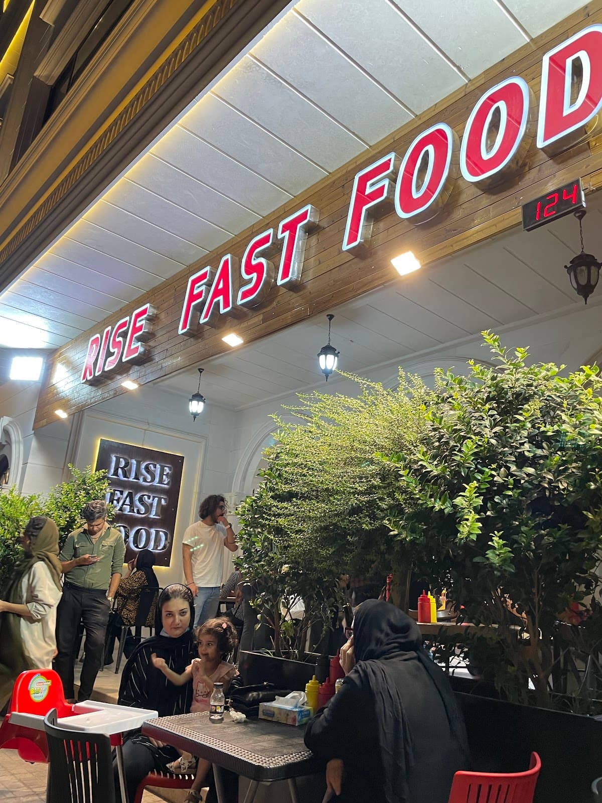 Rise Fastfood