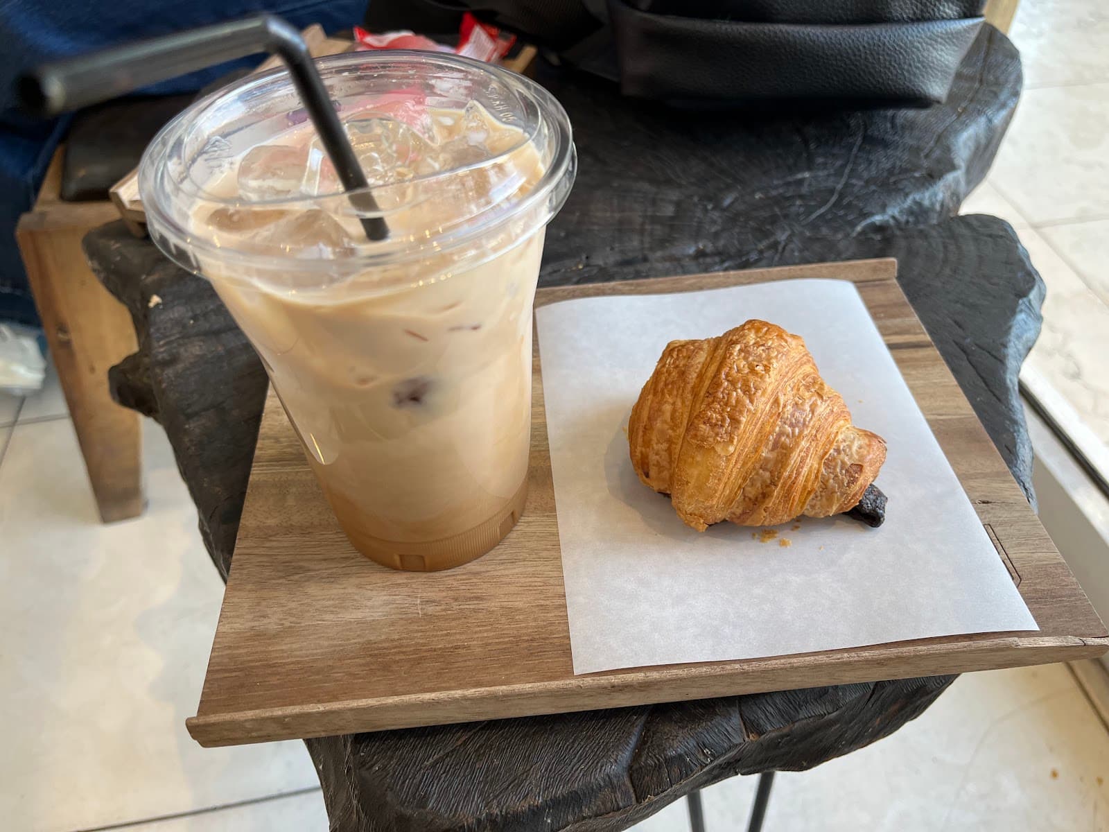 Gantoum Cafe Bakery 4