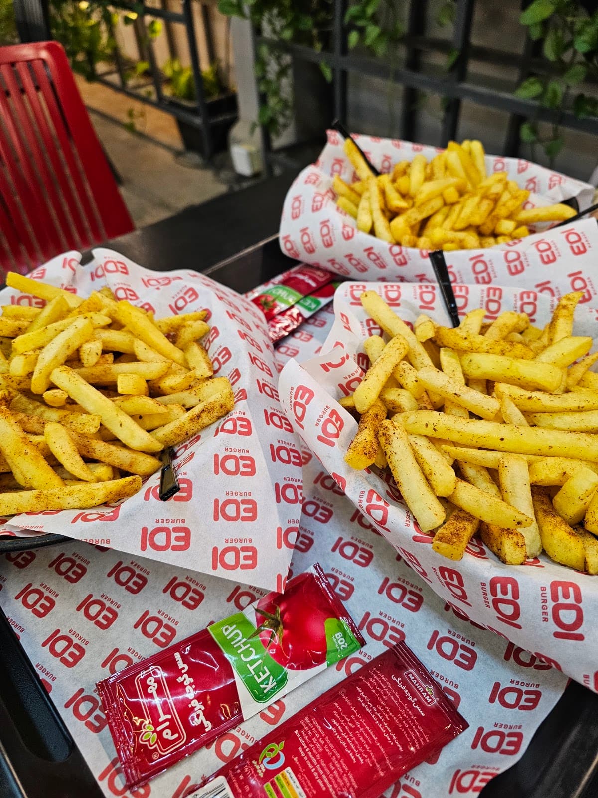 Edi Burger 3