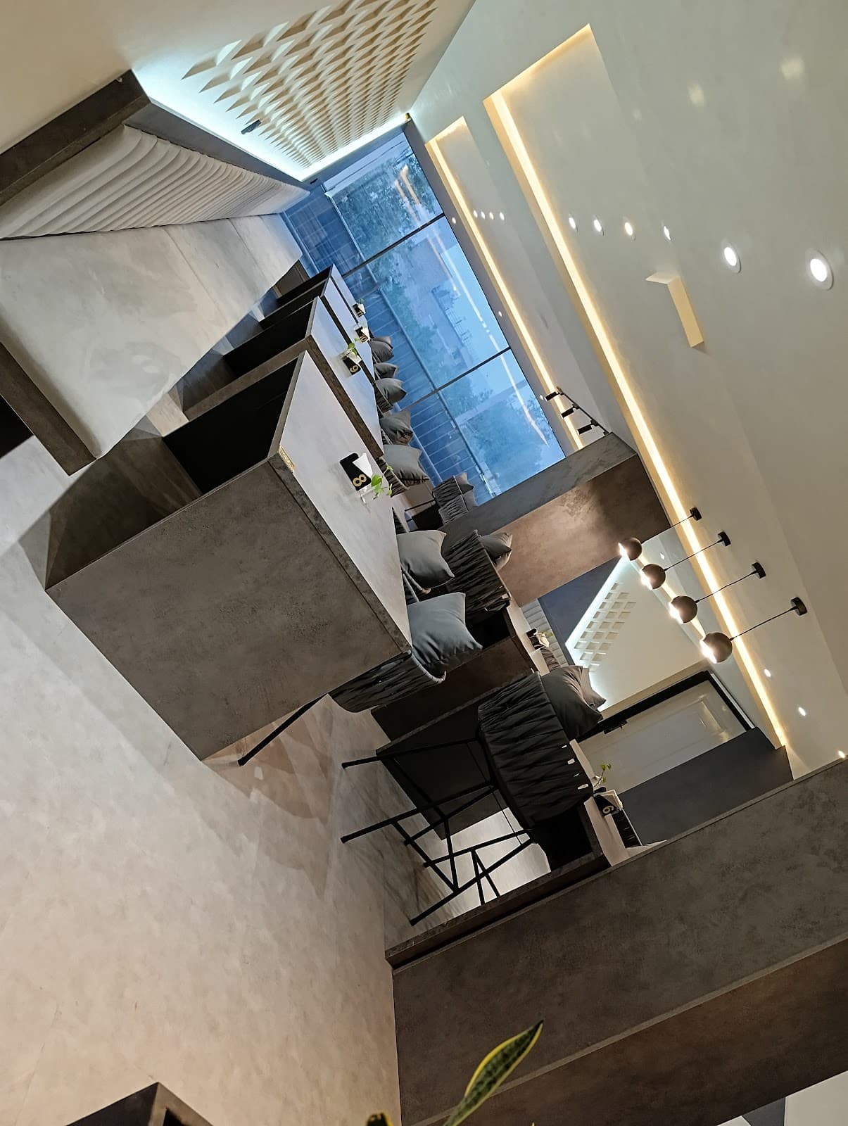 Luxora cafe 2