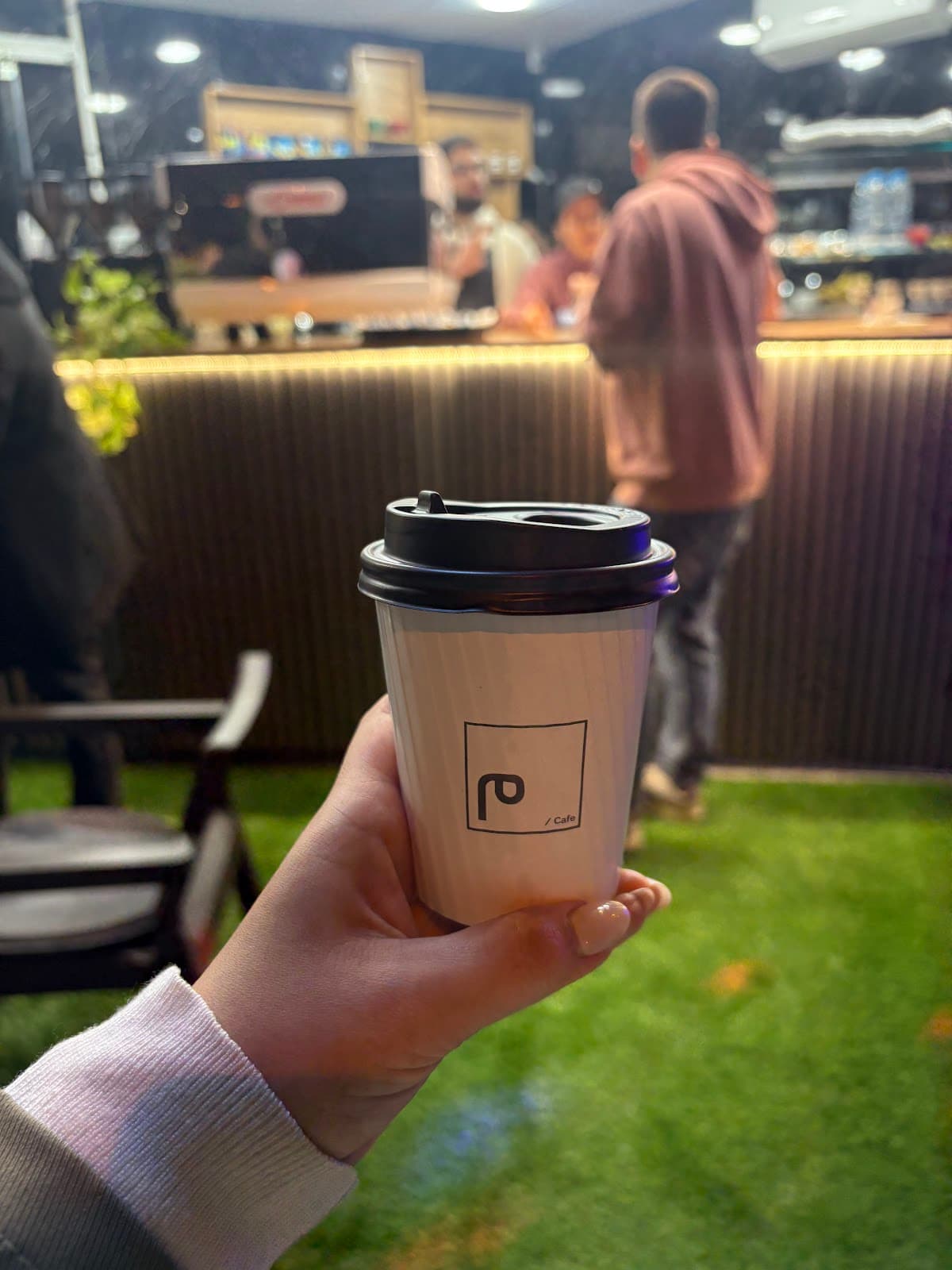 Mim Cafe | کافه م 5