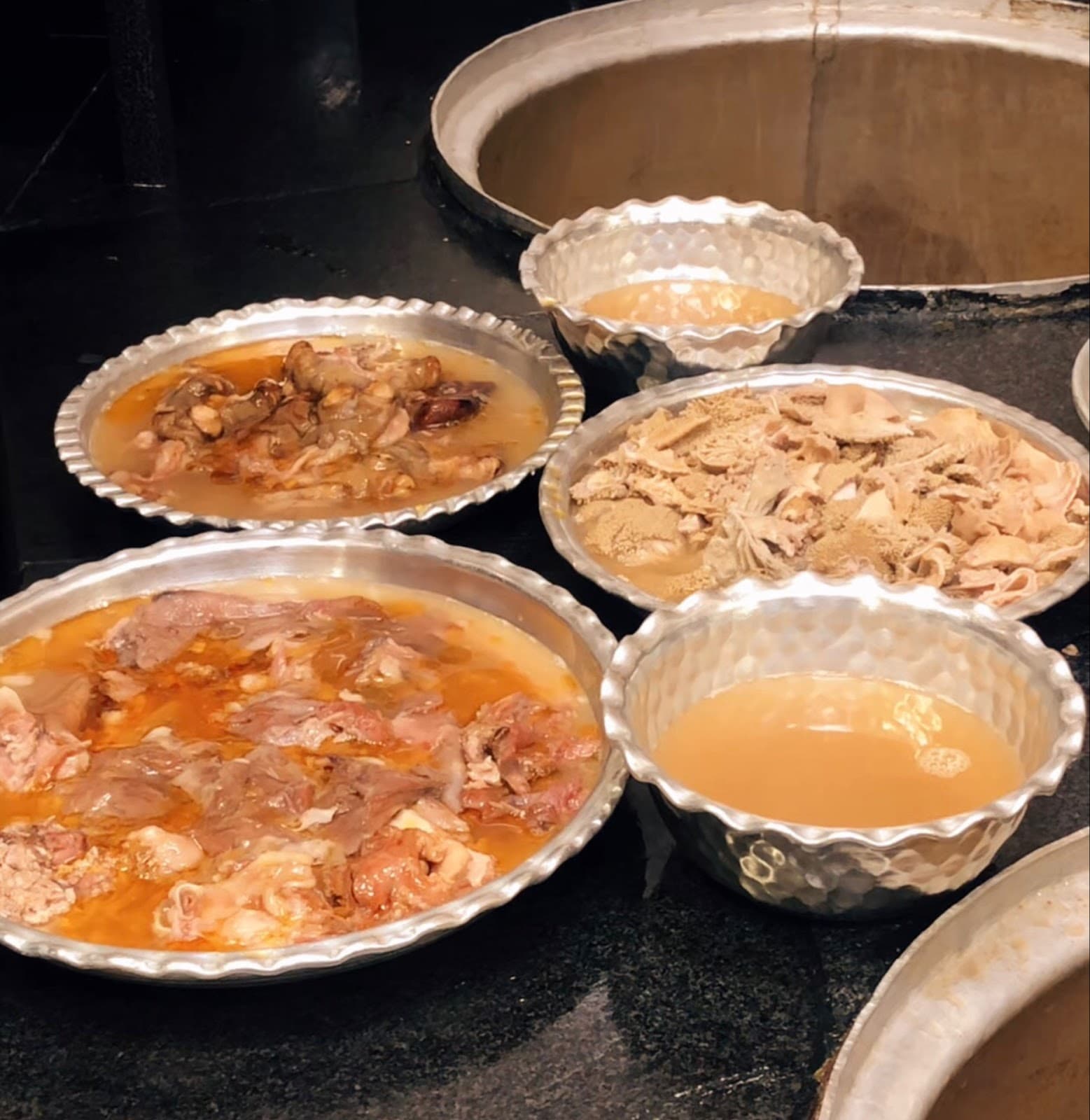 Abrishami restaurant کله‌‌ پزی ابریشمی 2