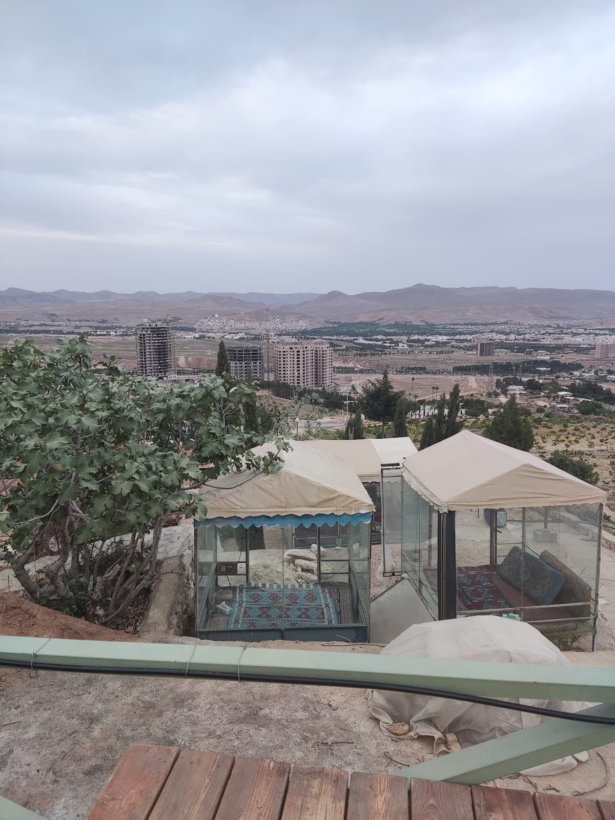 کافه رستوران بام سنگی 3