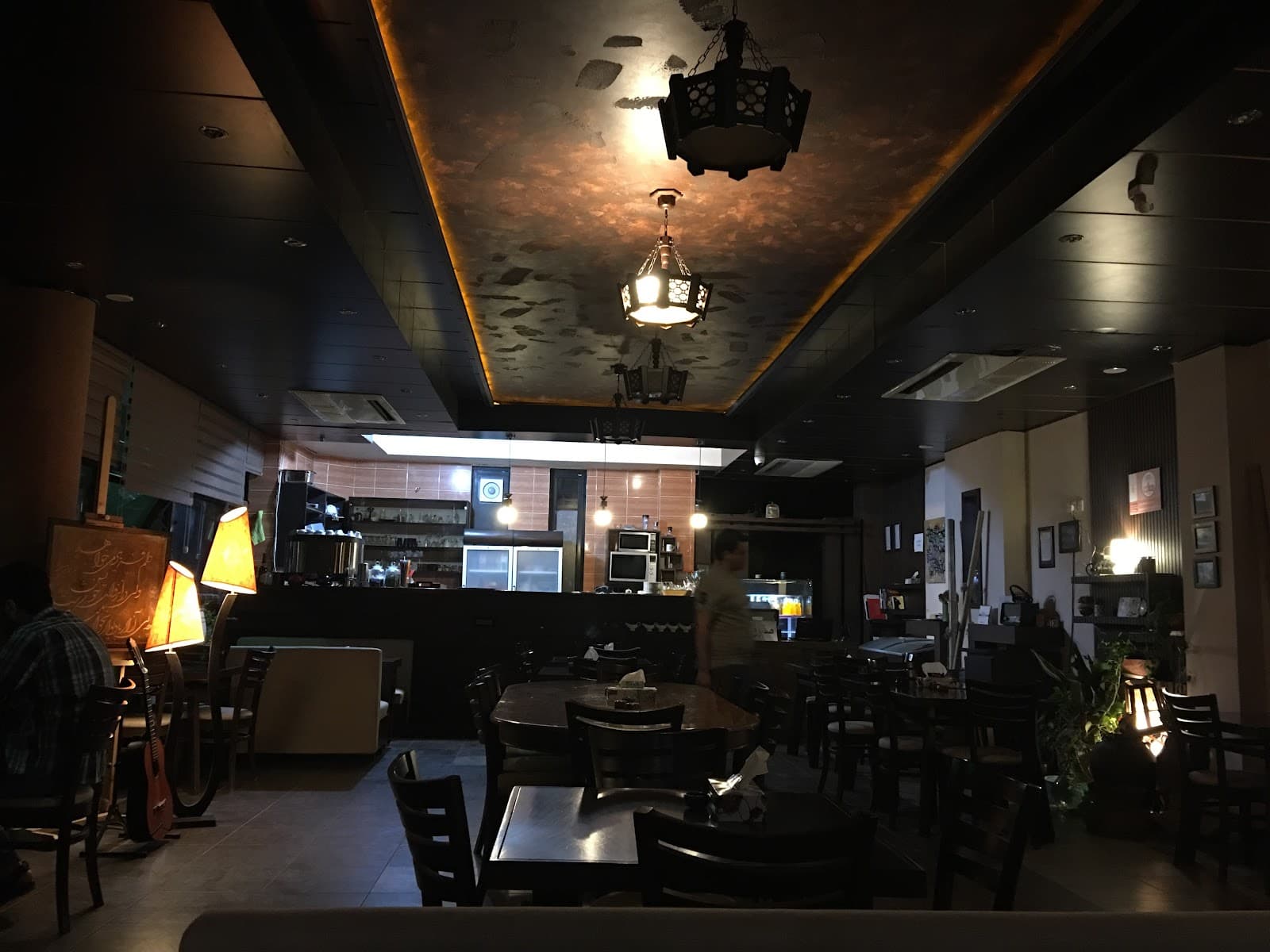 Niayesh Art Cafe