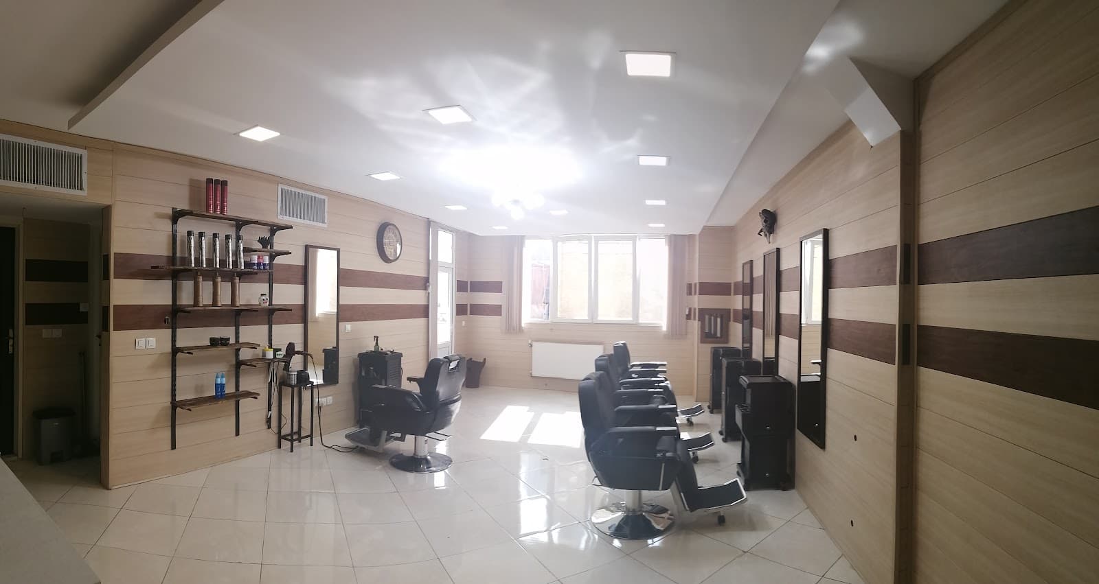 سالن پیرایش مجتبی گودرزی 2