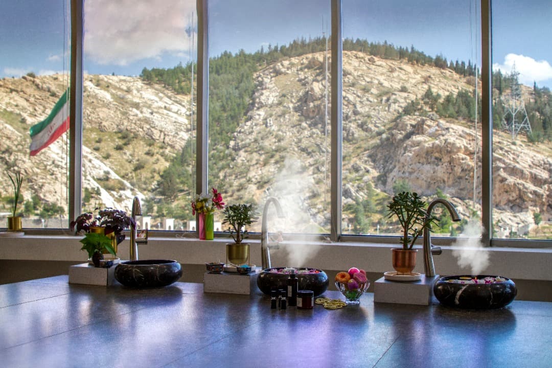 سالن زیبایی لیلا حسینی پناه LhpBeautySalon 4