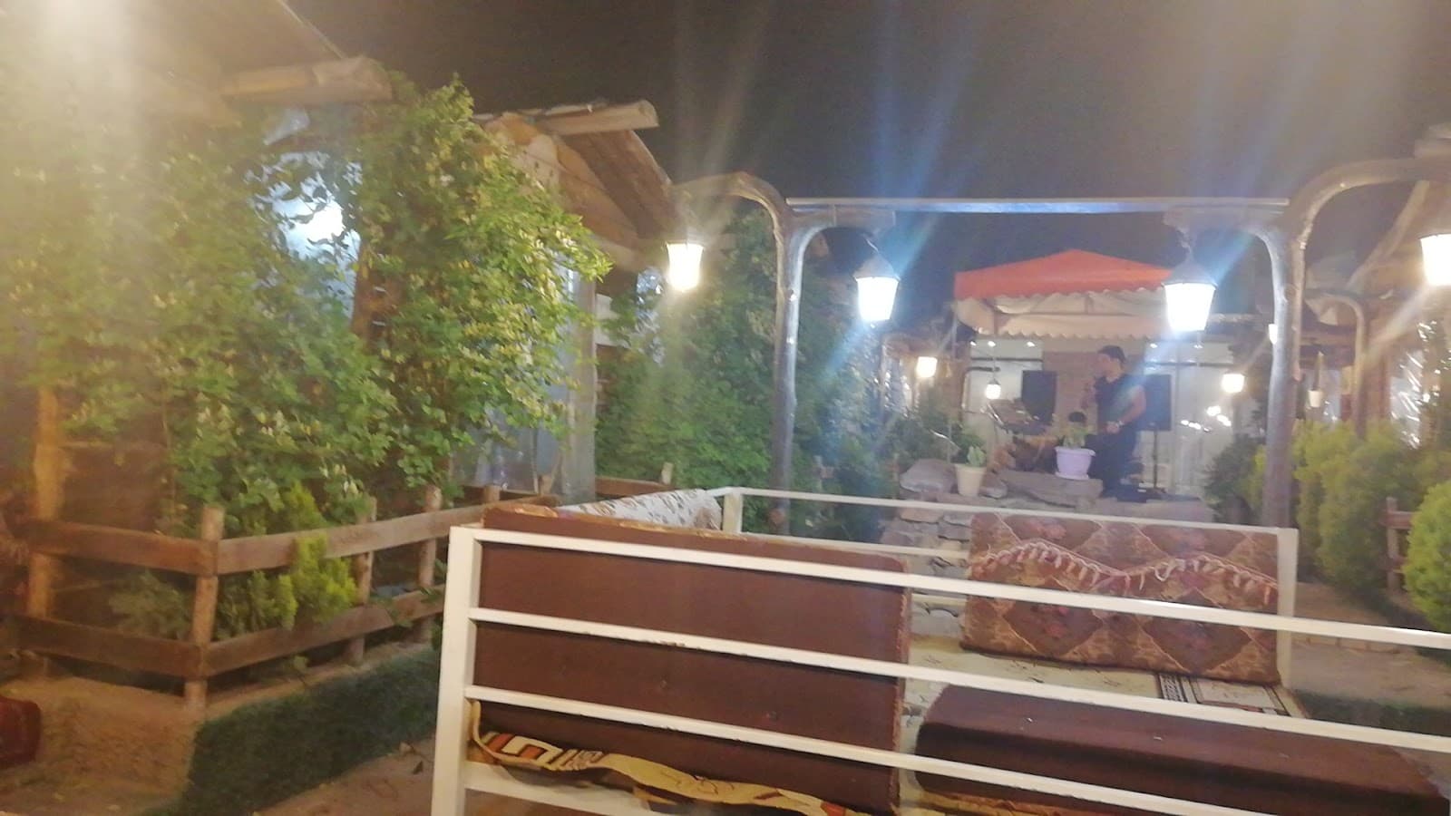 کافه رستوران شبستان 5