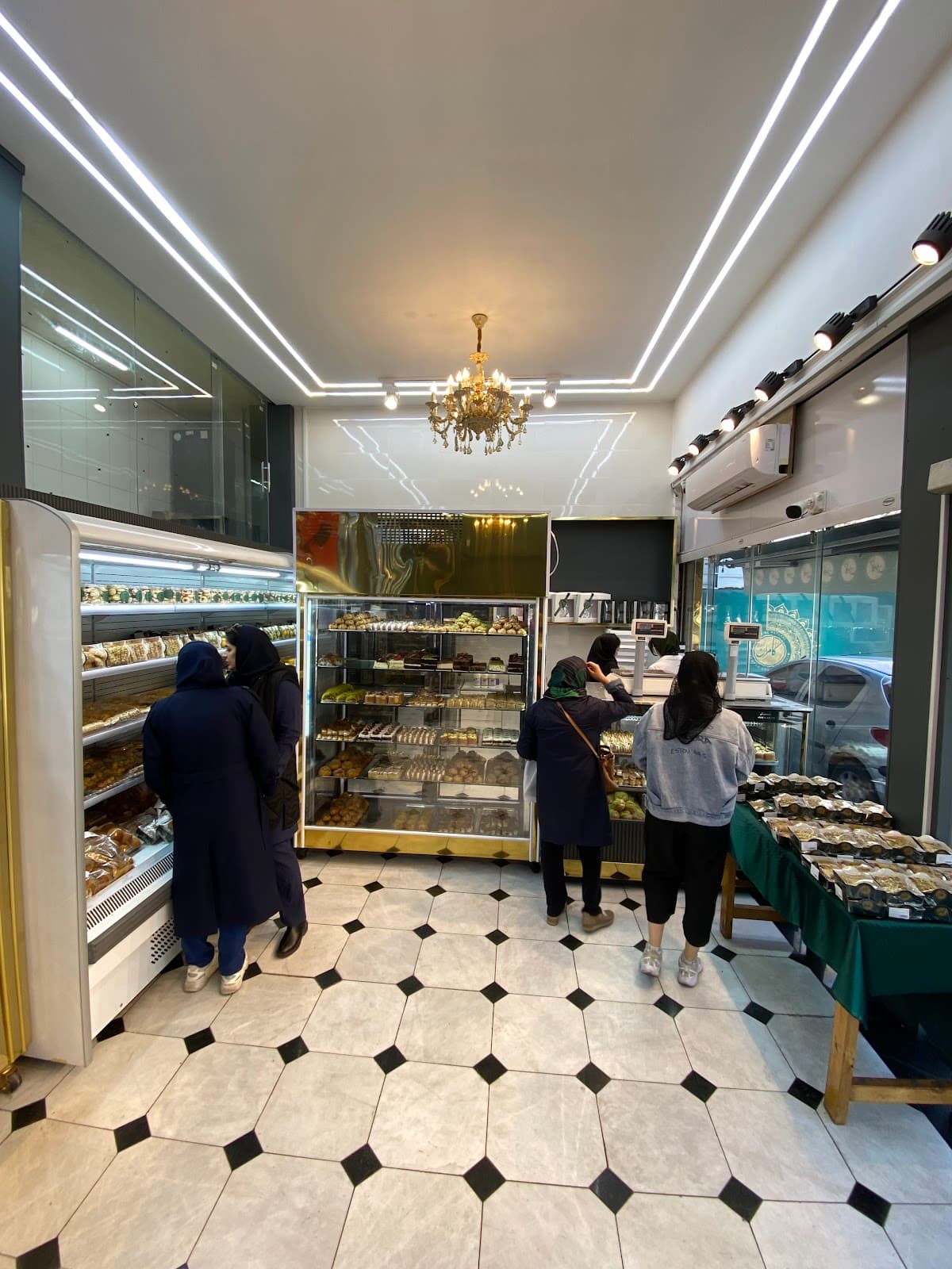 Kamran Confectionery 4