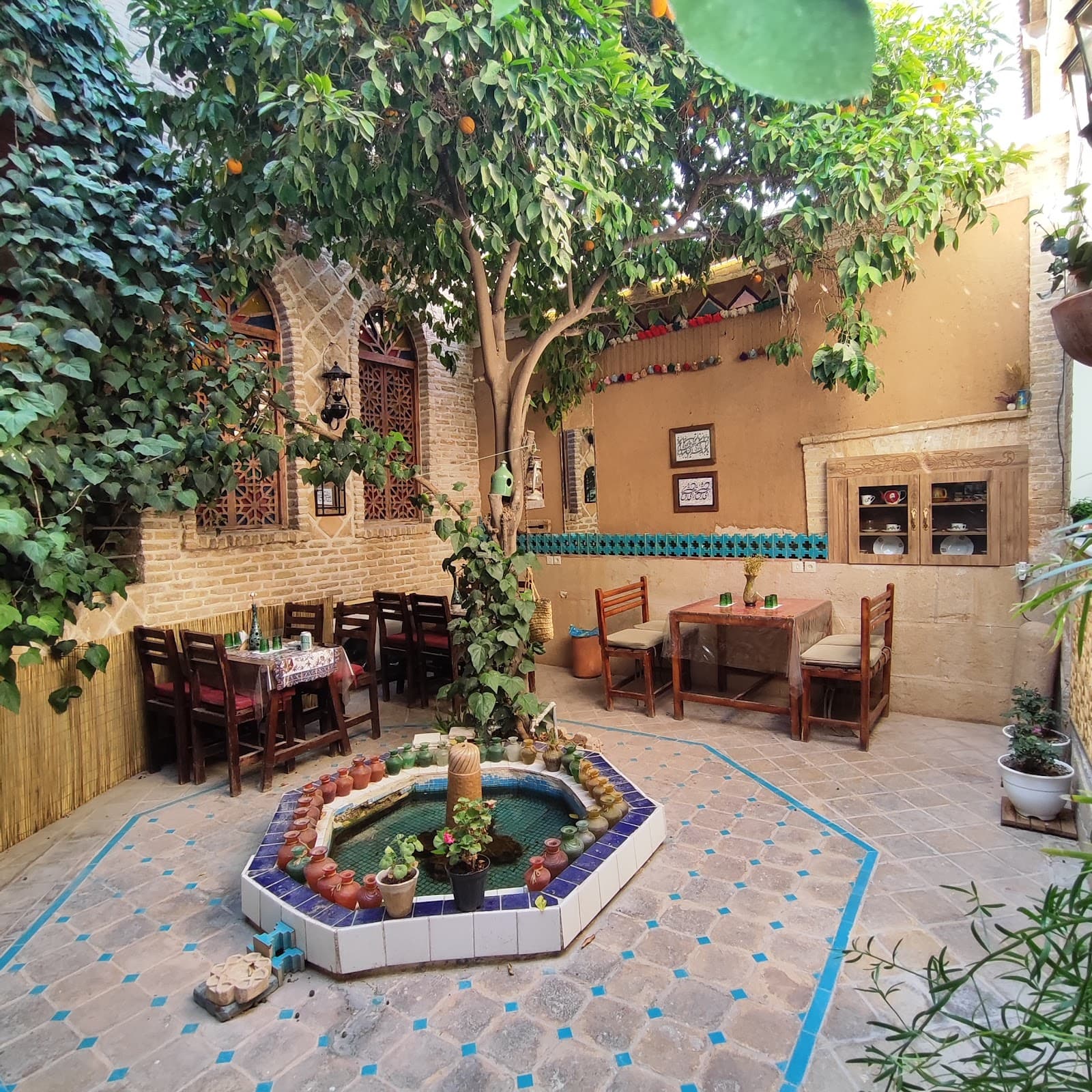 Hoobareh restaurant 2 traditional 4