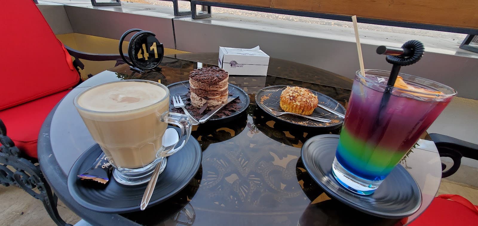 Grand Hotel Coffee Shop 2