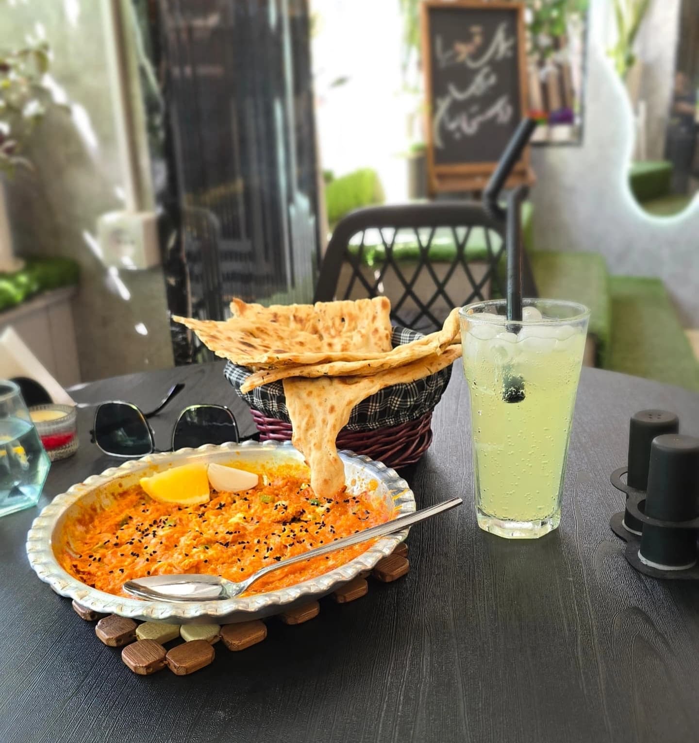 Cafe Zhamzk