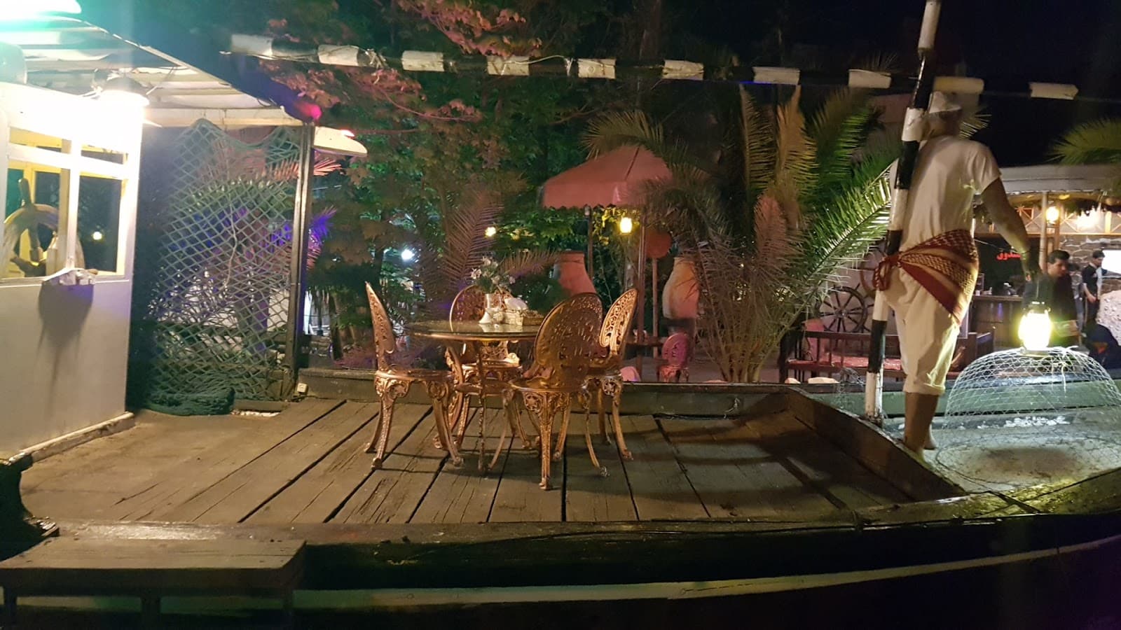 Nakhlestan Restaurant 5