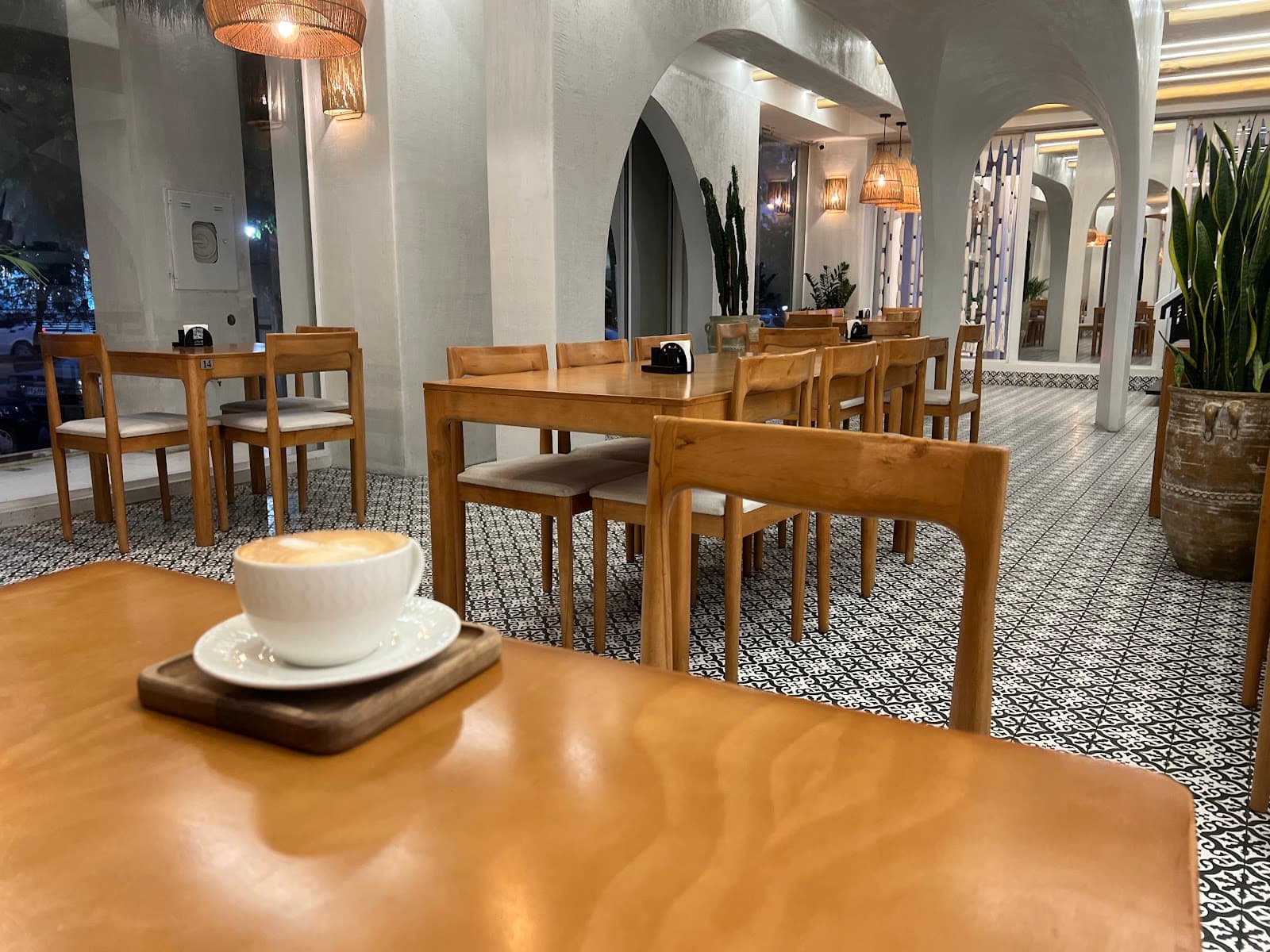 Norans Cafe Restaurant 4