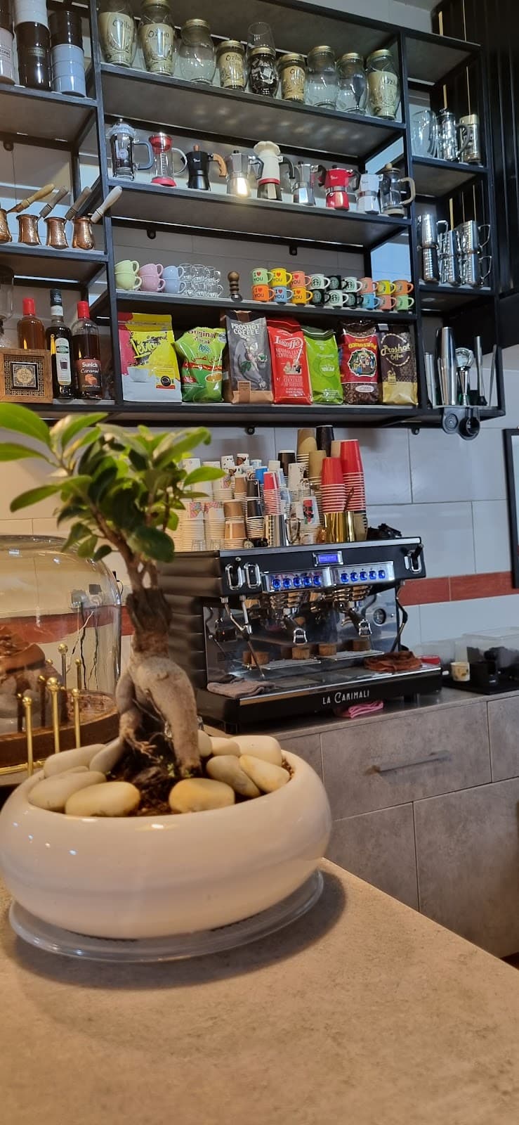 cafe karen 5