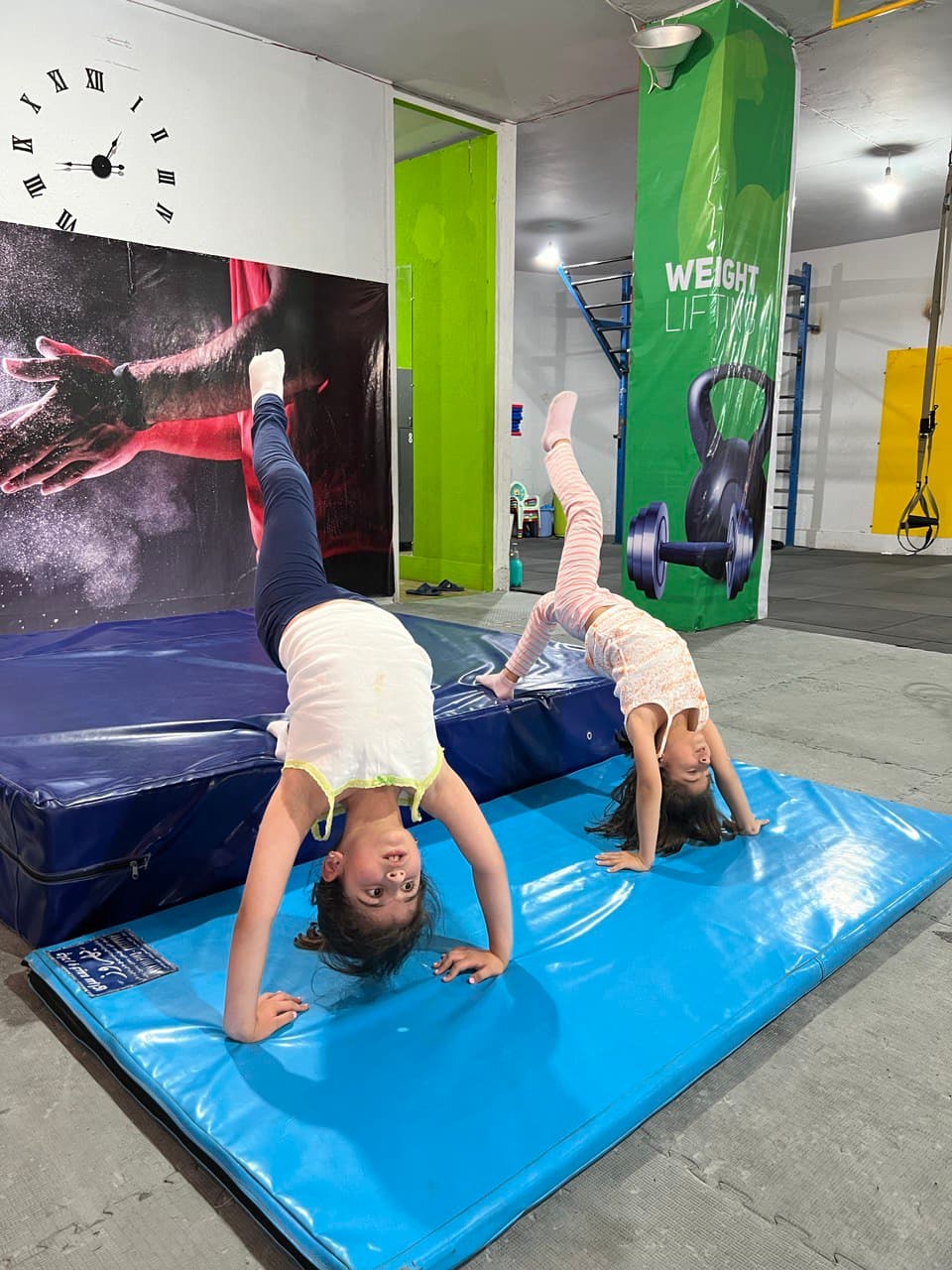 Fitland Gymباشگاه ورزشی فیت لند 2