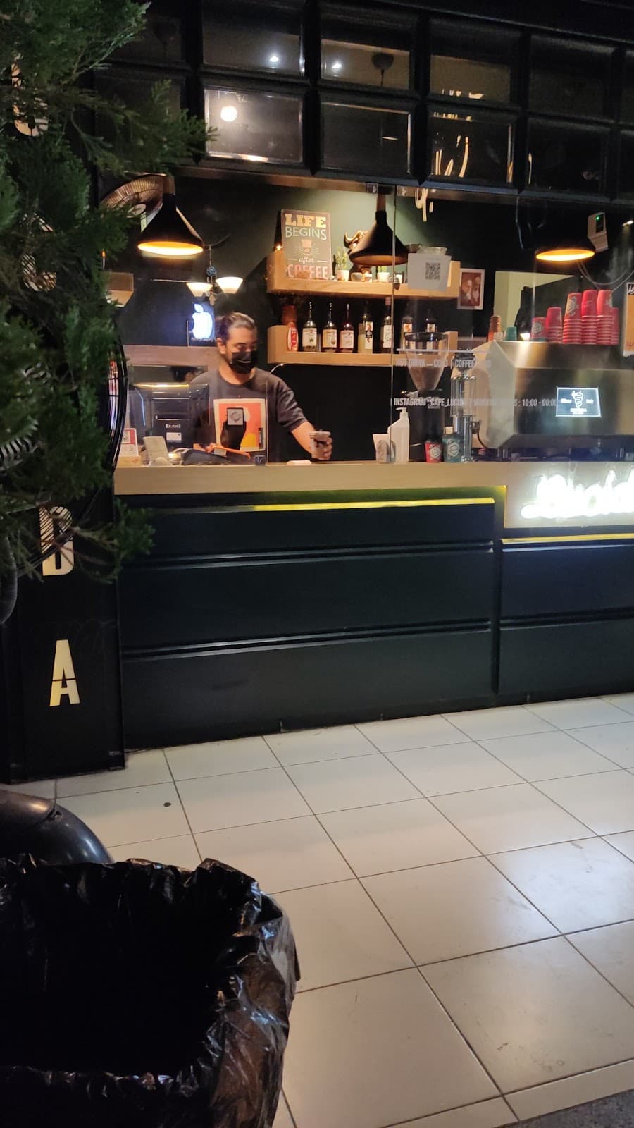 lucida cafe کافه لوسیدا 5