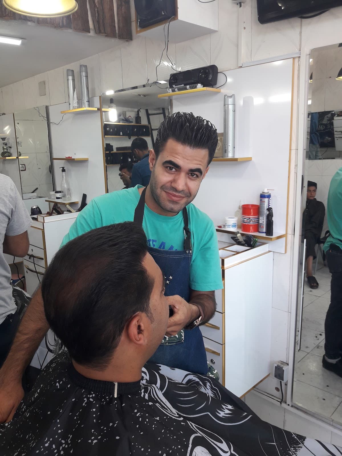 ارایشگاه محمد 3